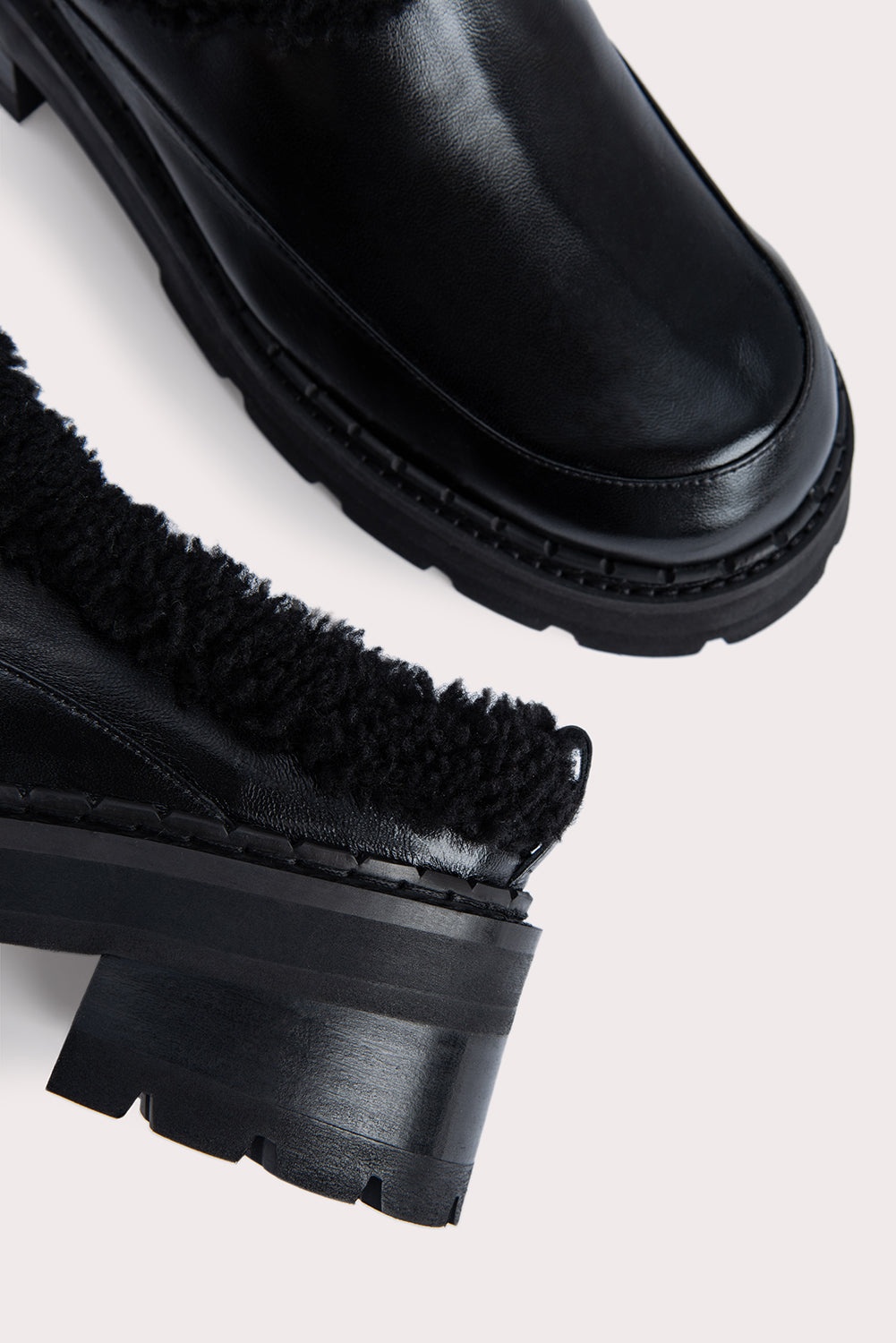 Reyna Black Shearling - 4