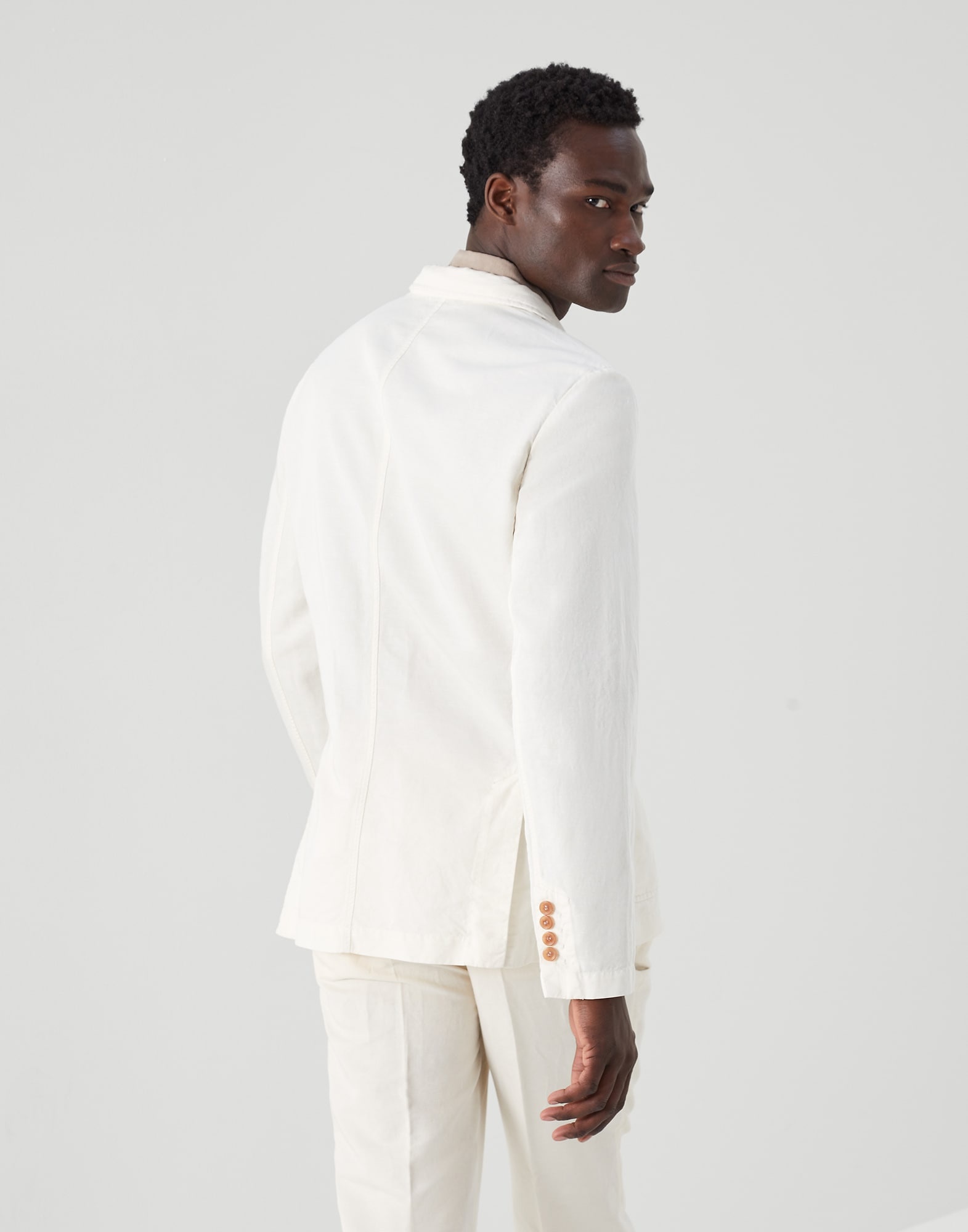 Garment-dyed blazer-style outerwear jacket in twisted linen and cotton gabardine - 2