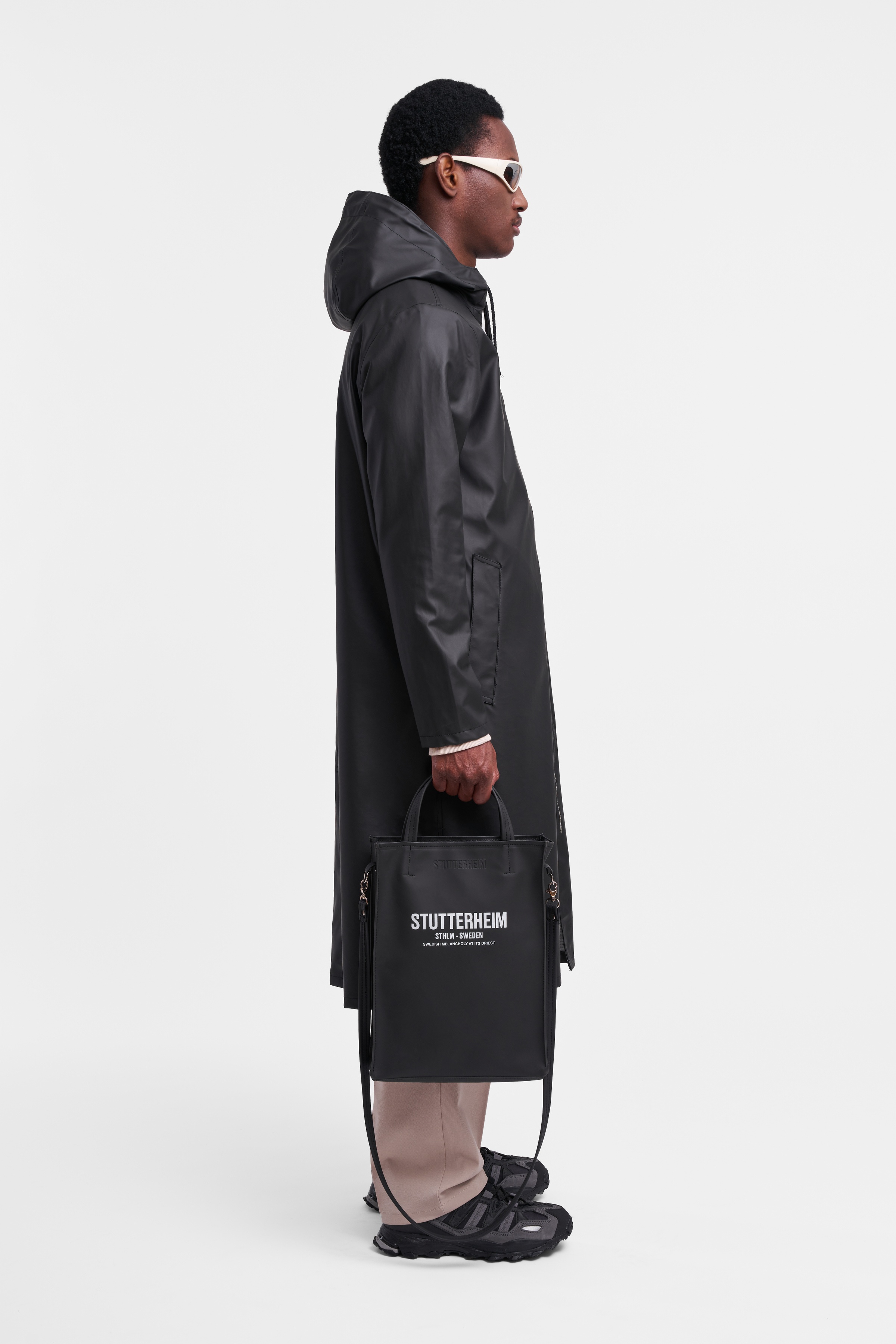 Stockholm Long Lightweight Zip Raincoat Black - 3