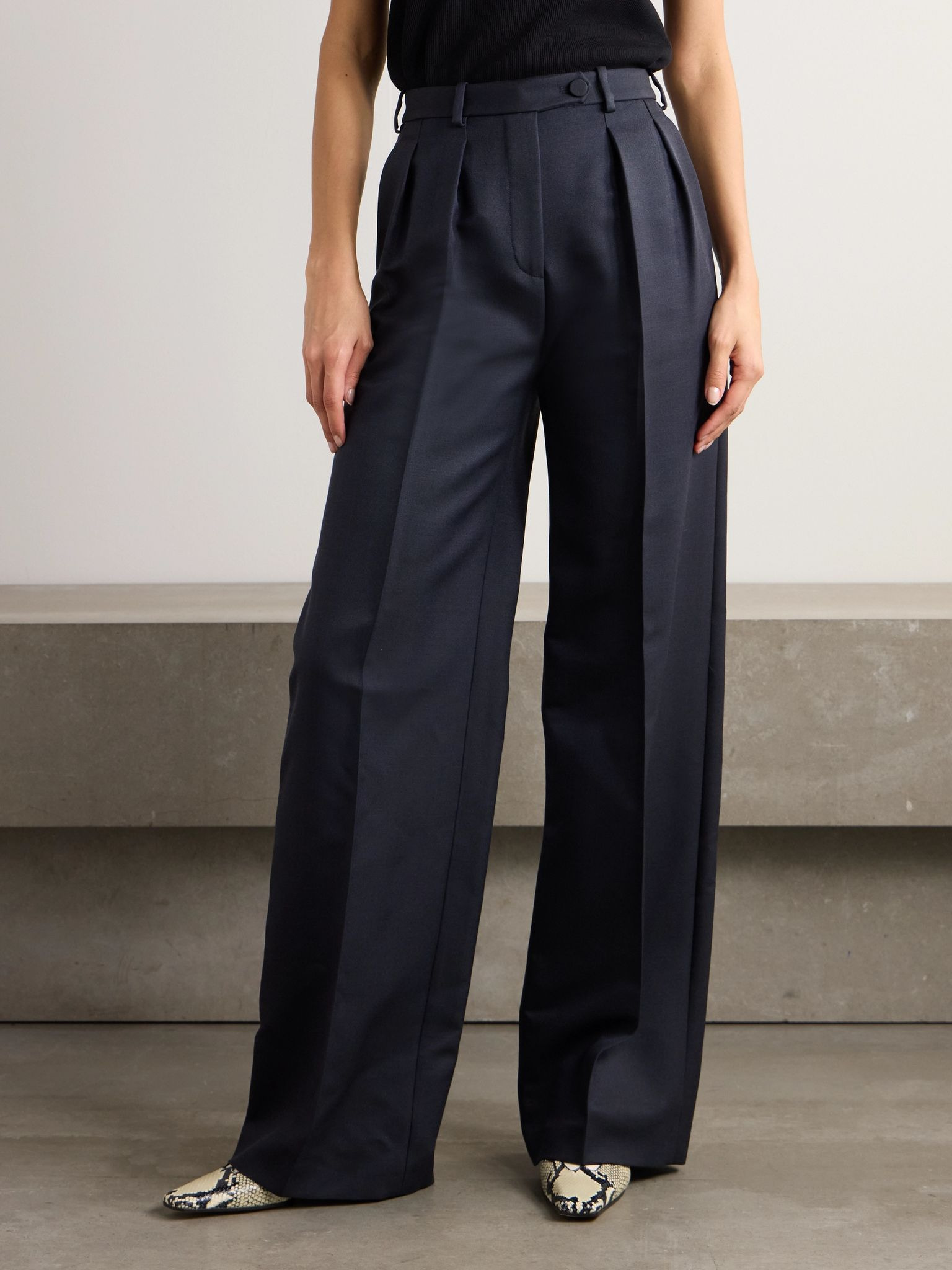Devin pleated wool and silk-blend wide-leg pants Navy - 3