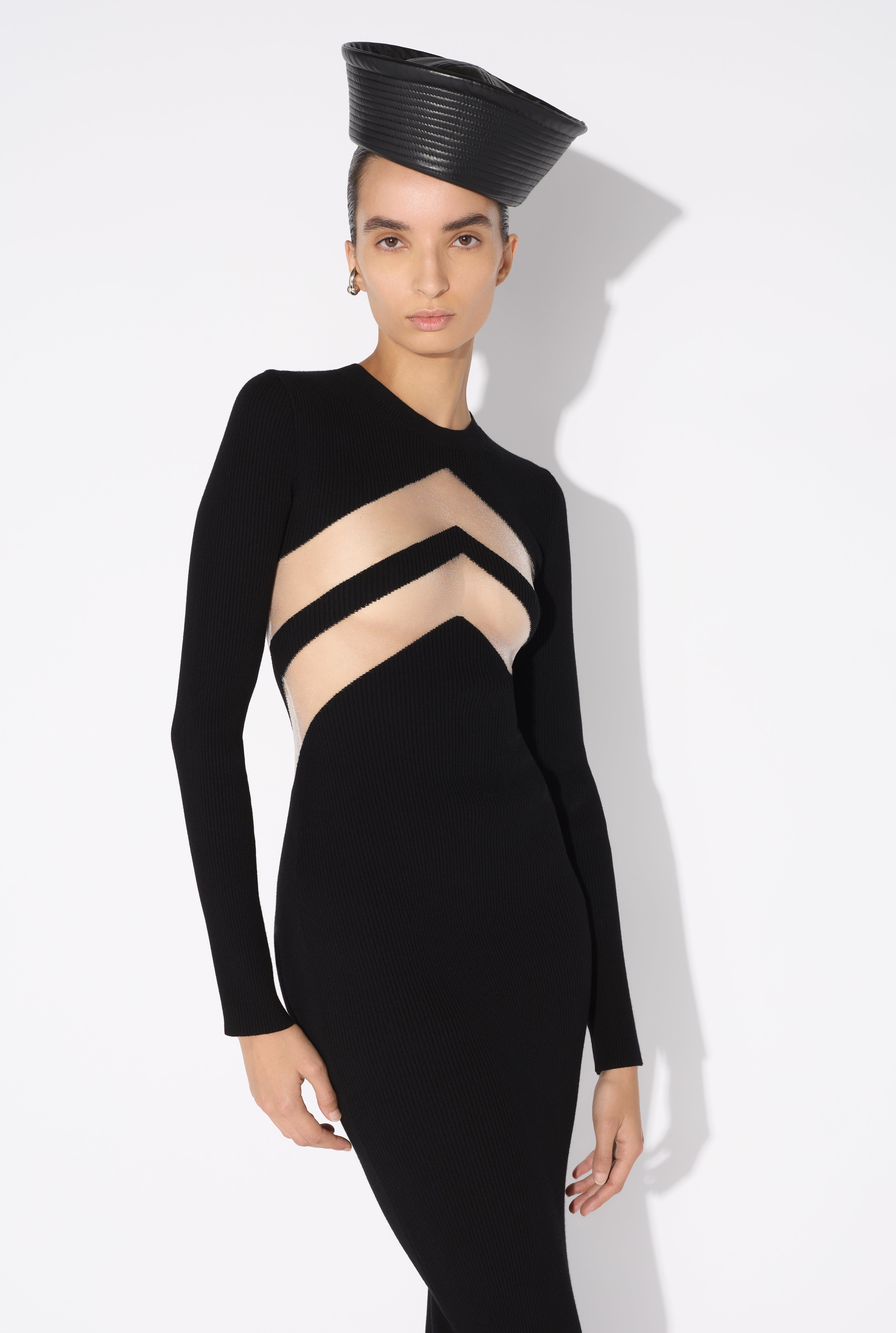 THE BLACK DRESS WITH CHEVRONS - 3