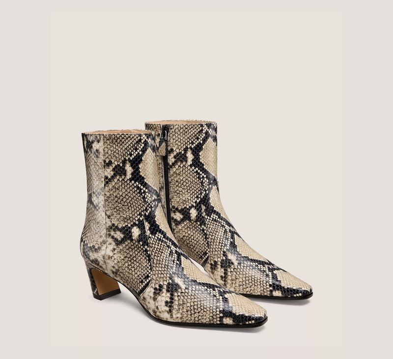 Stuart Weitzman STASSI ZIP BOOTIE 50 outlook