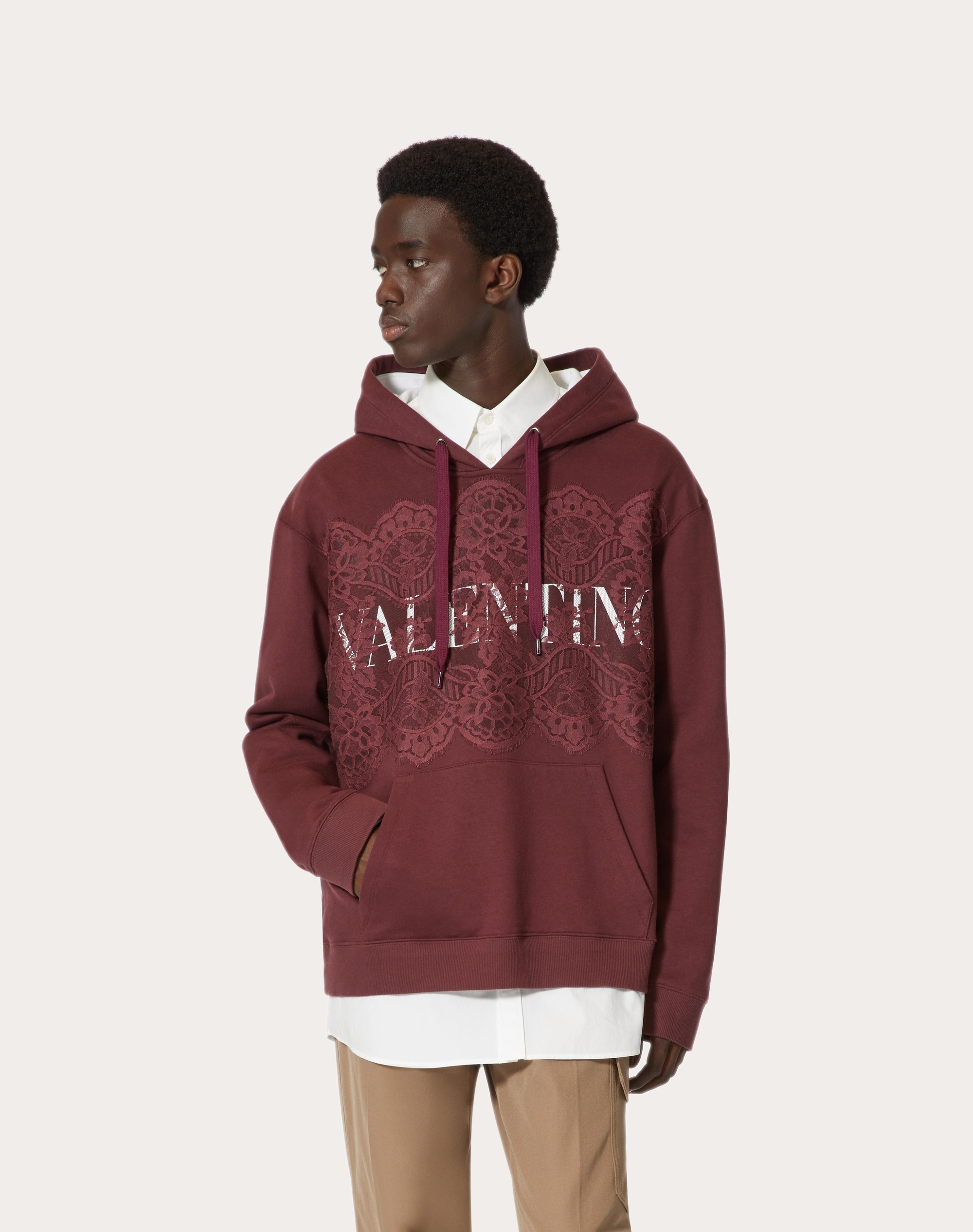SWEATSHIRT WITH VALENTINO PRINT AND LACE EMBROIDERY - 3