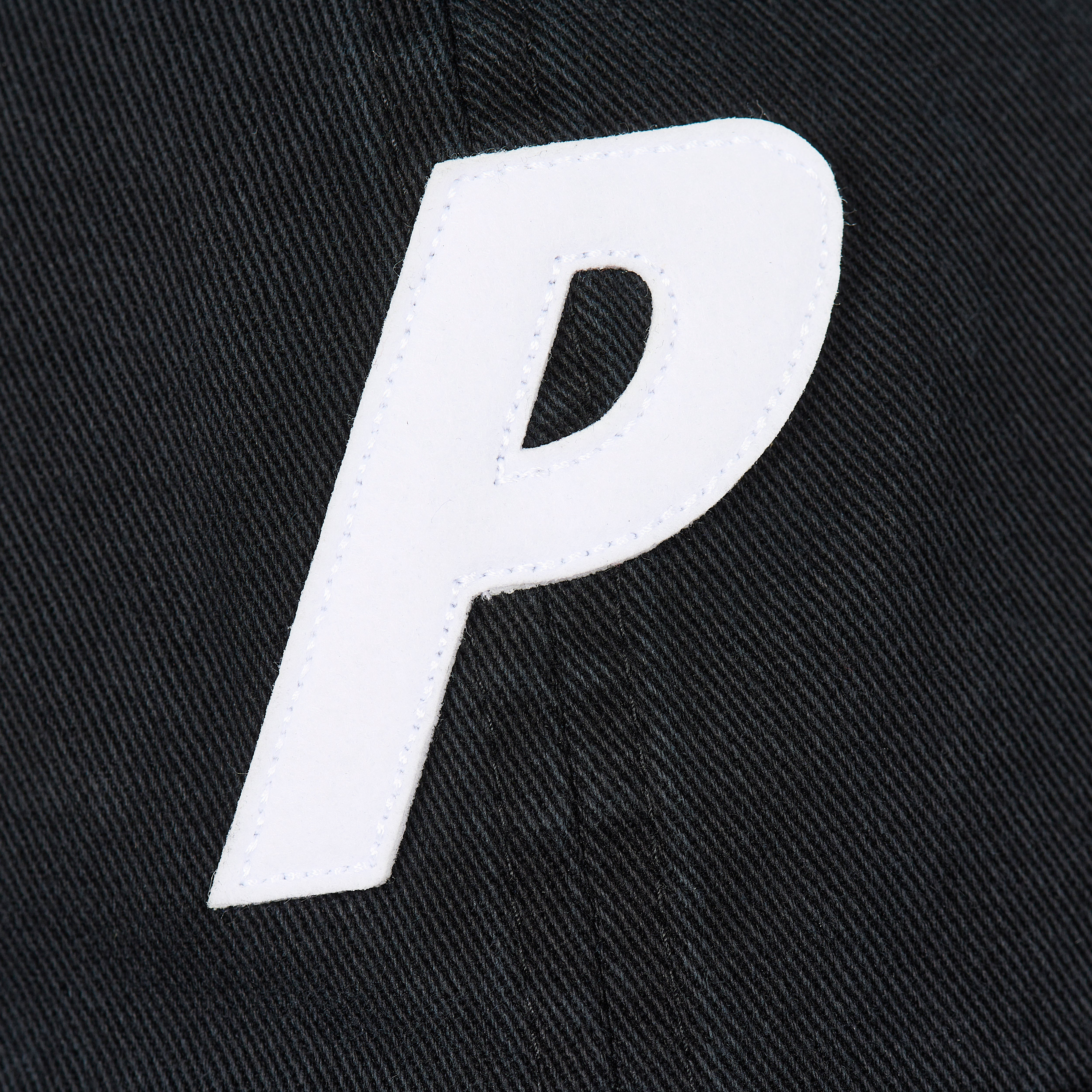 P 6-PANEL BLACK - 3