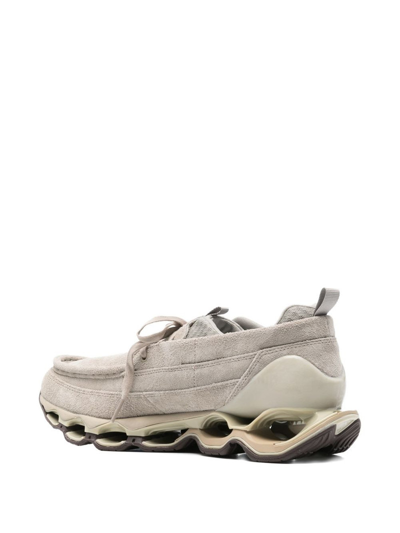 lace-up trainers 3