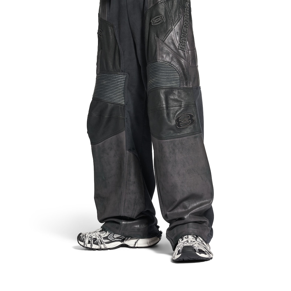 Men's 3xl Extreme Laces Logo Sneaker in White/black - 9