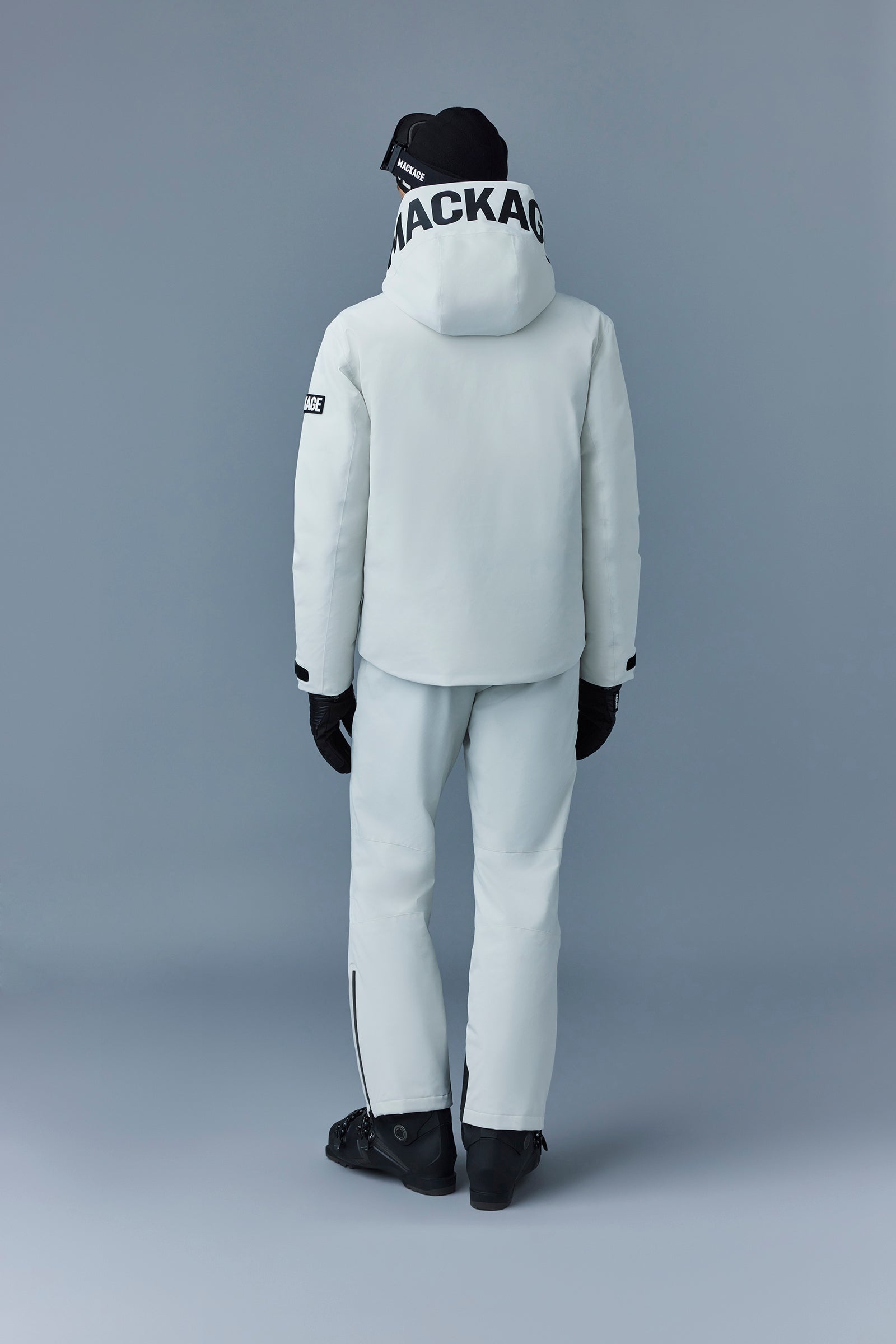 YUKIO down ski jacket with hood - 4