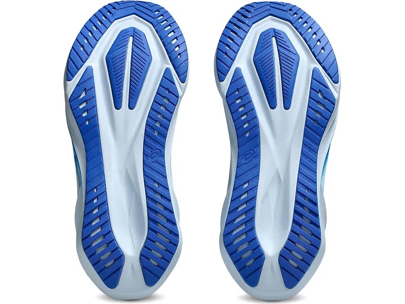 ASICS Novablast 5 - 4
