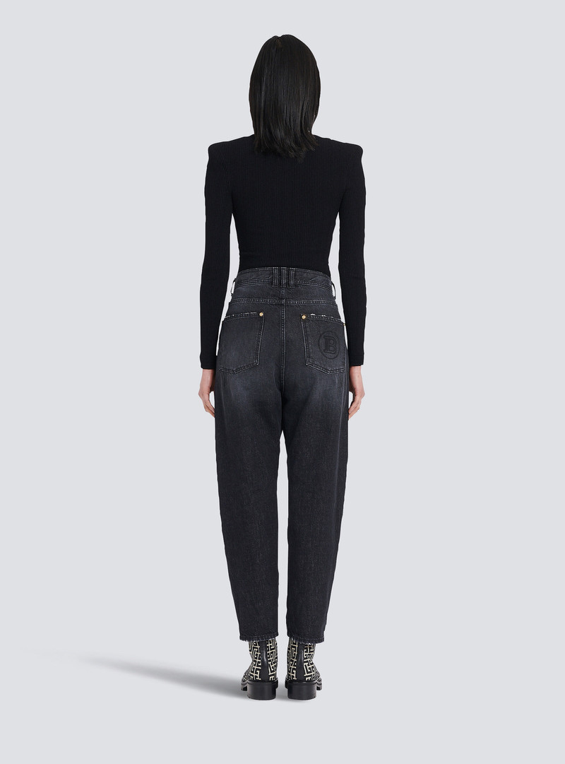 Eco-designed boyfriend jeans 4
