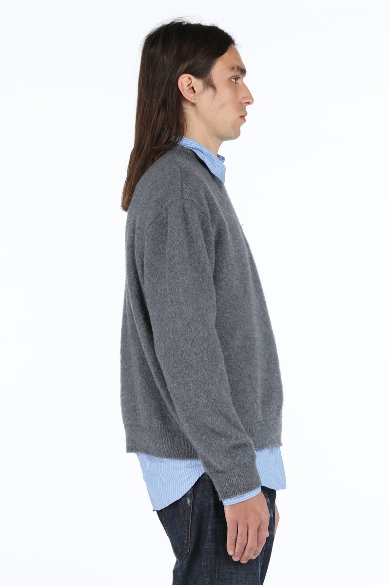 SCORPION-EMBELLISHED SWEATER 3