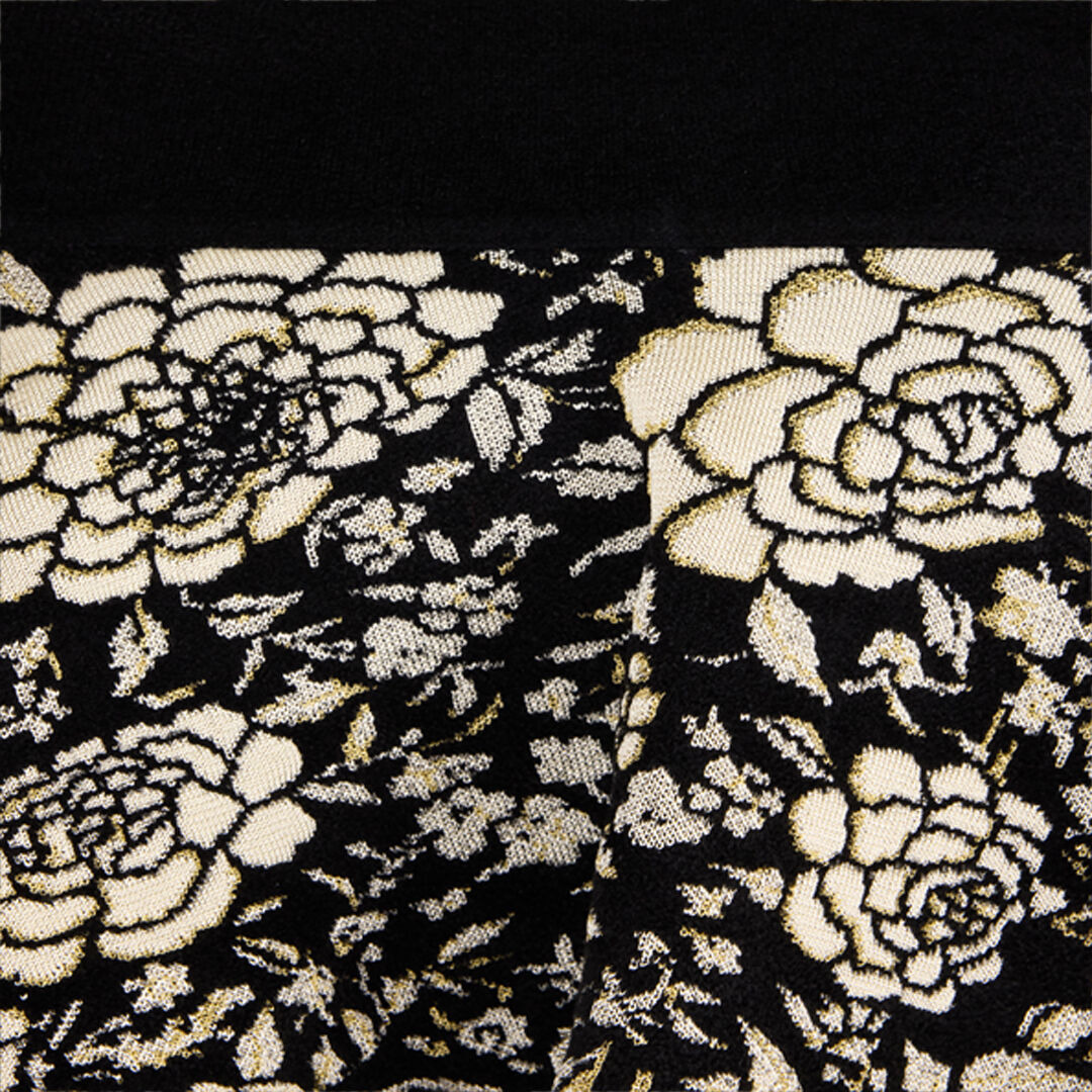 Miniskirt With Jacquard Floral Pattern - 5