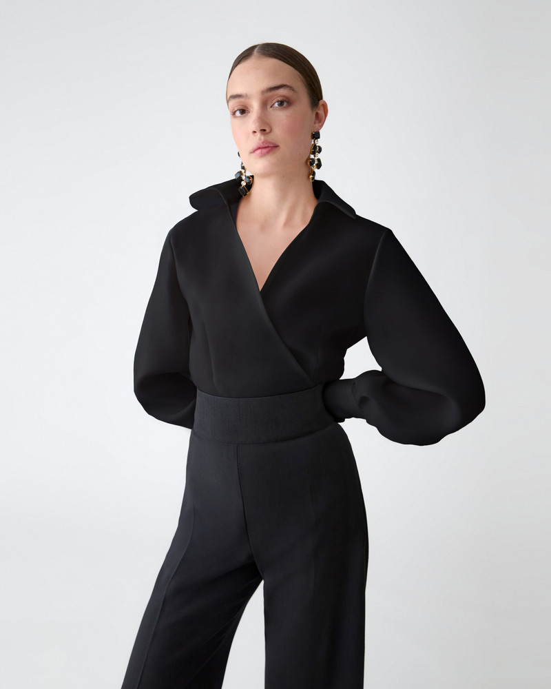 CAROLINA HERRERA Puff-Sleeve Gazar Wrap Top outlook