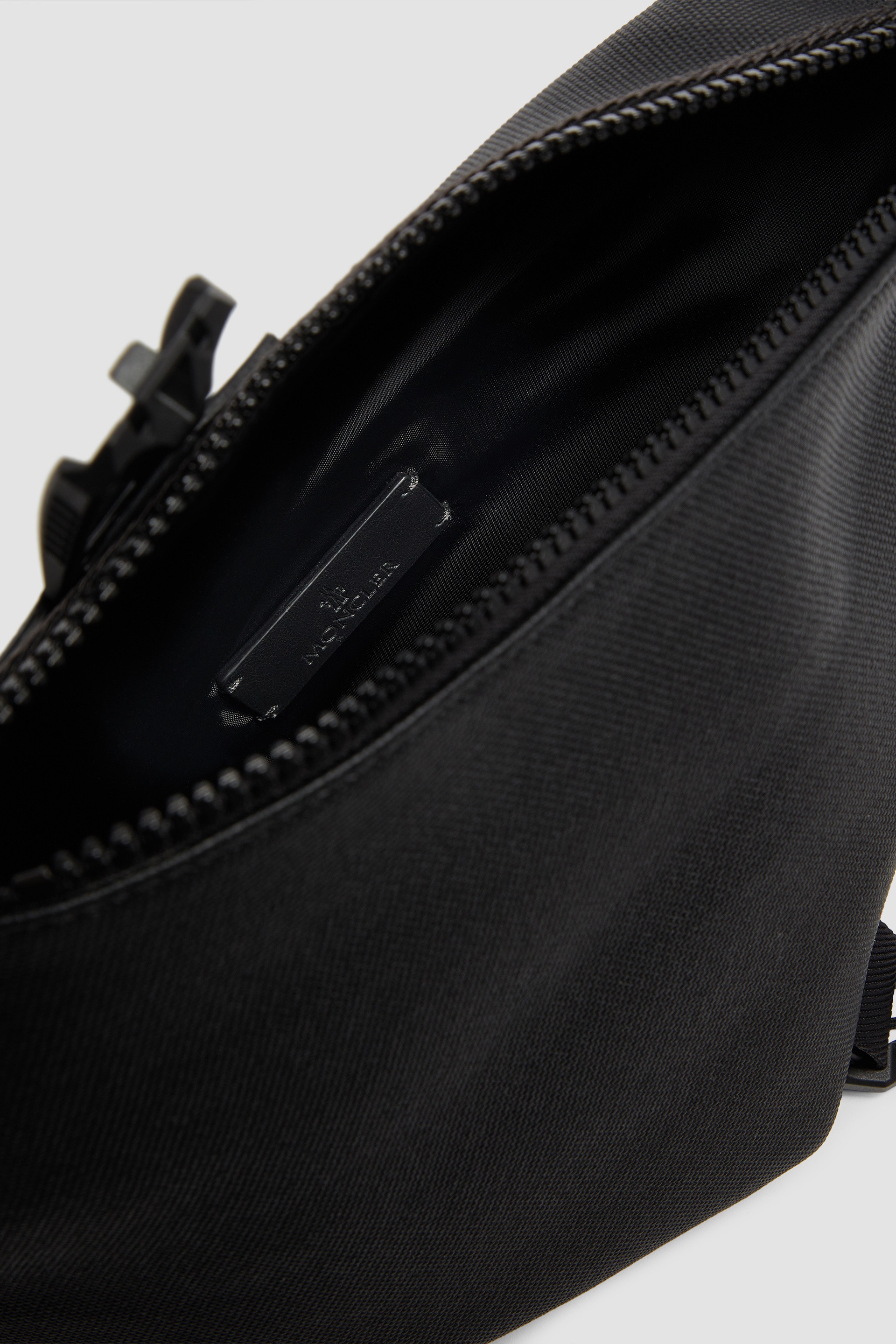 Nakoa Crossbody Bag - 5