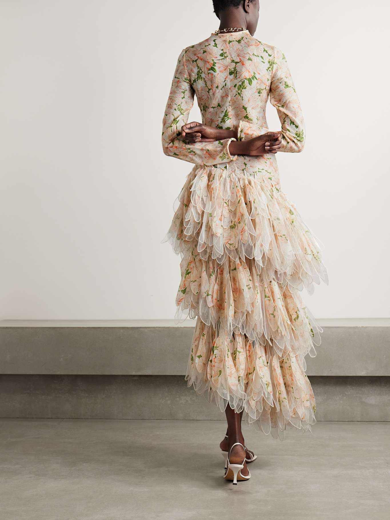 Natura asymmetric tulle-trimmed floral-print linen and silk-blend maxi dress - 4