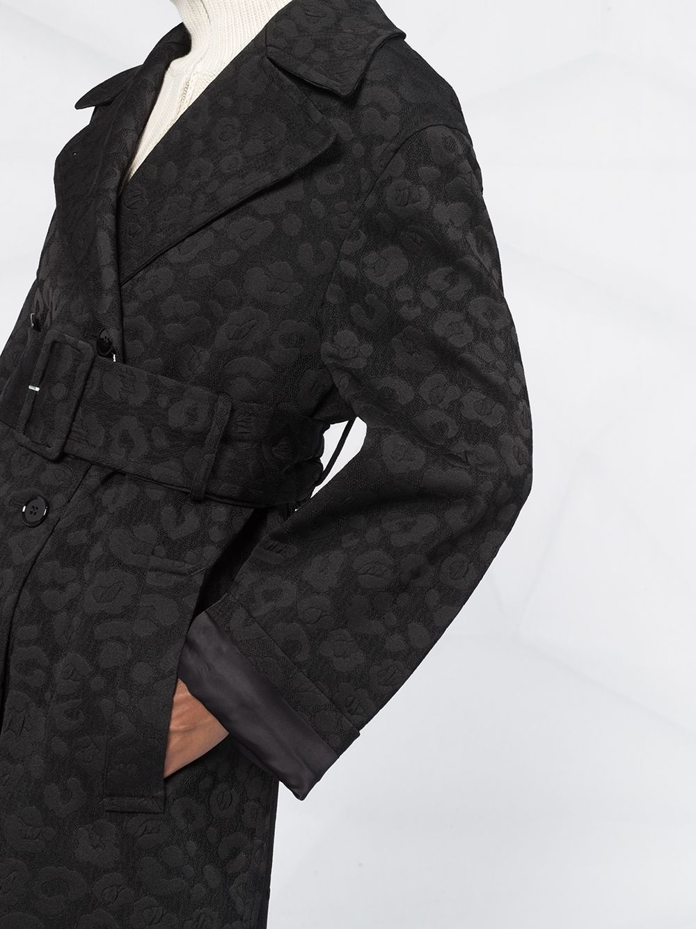 leopard print jacquard-woven coat - 5