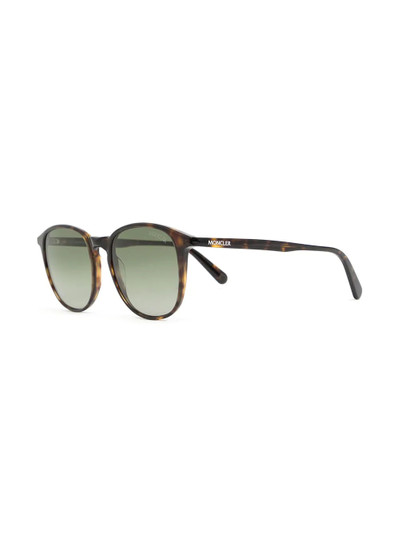 Moncler tortoiseshell-effect pantos-frame sunglasses outlook