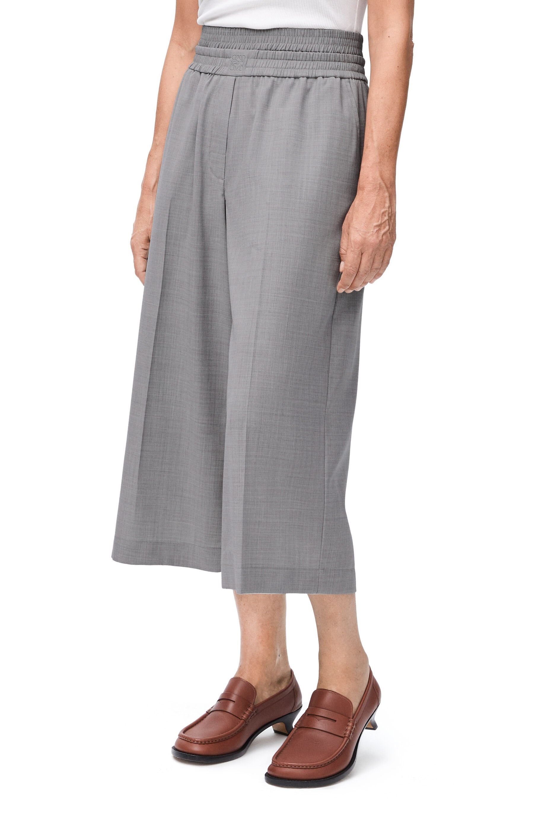 Cropped trousers in wool - 3
