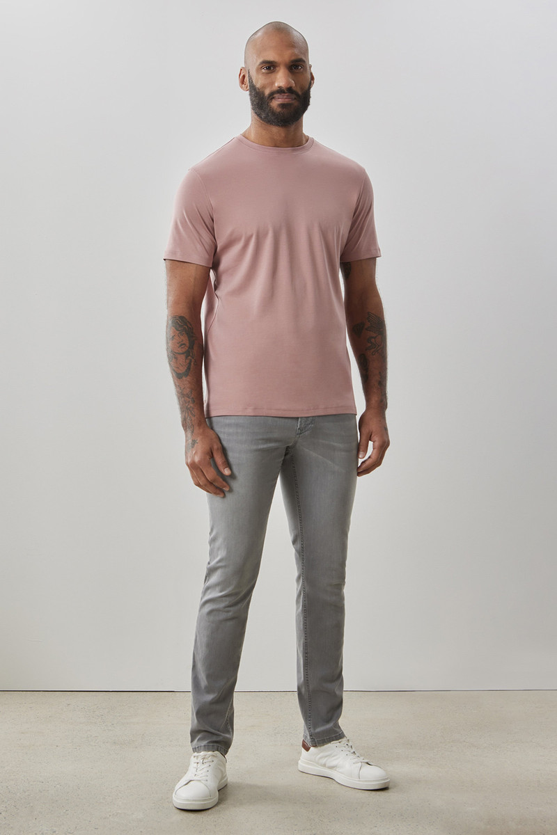ROBERT BARAKETT The Barakett Tee outlook