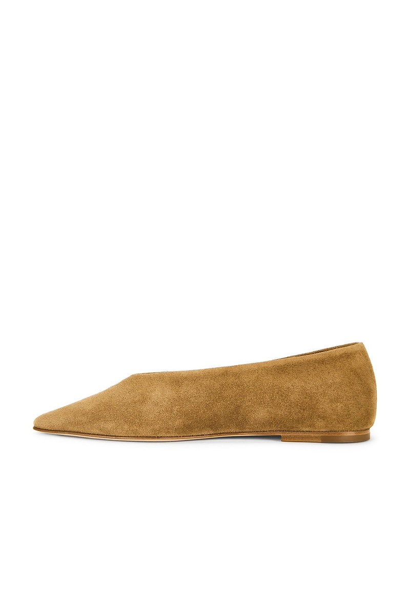 DEAR FRANCES Topo Flat outlook