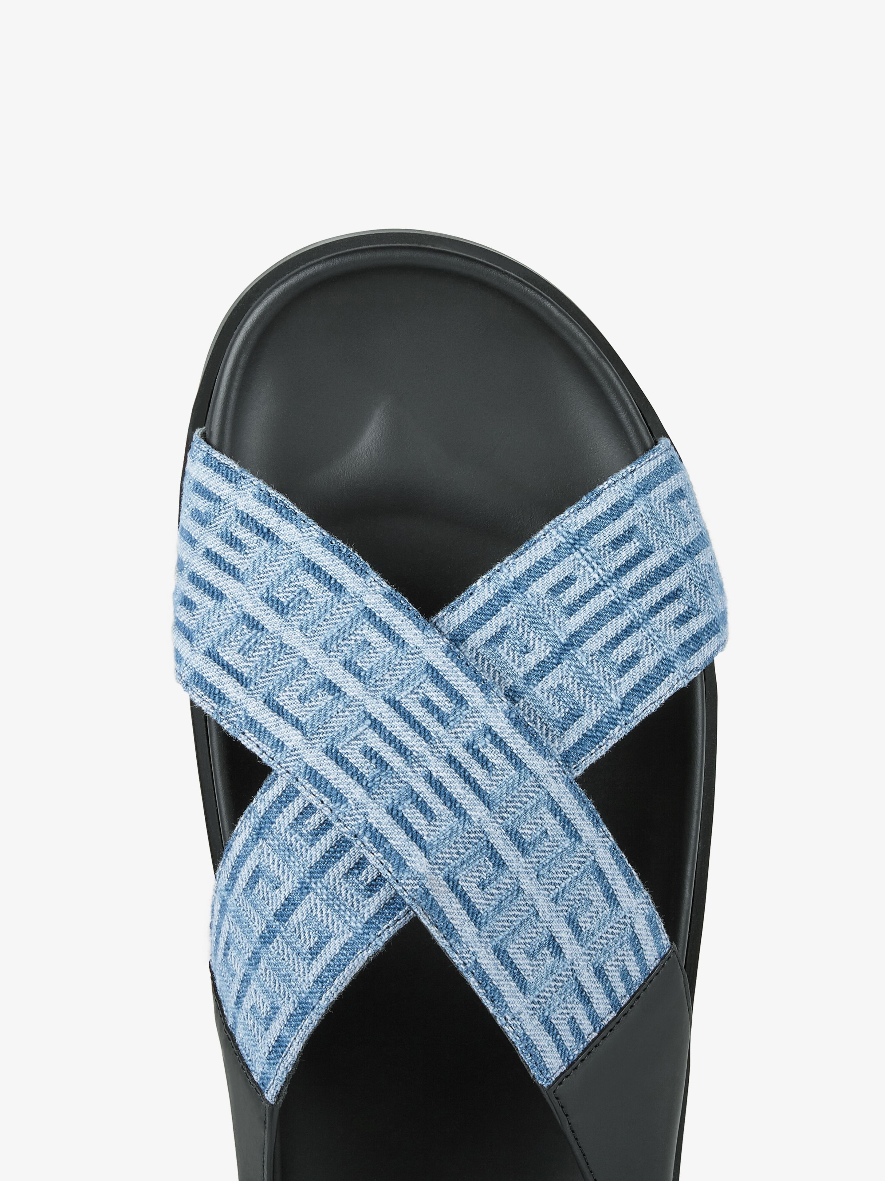 G PLAGE FLAT SANDALS WITH CROSSED STRAPS IN 4G DENIM - 5