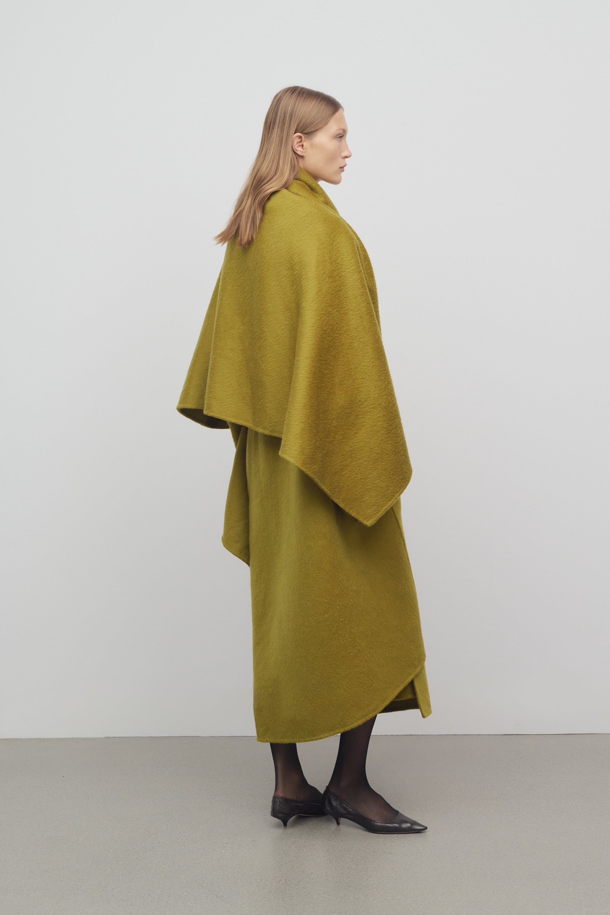 Jan Coat in Cashmere - 5