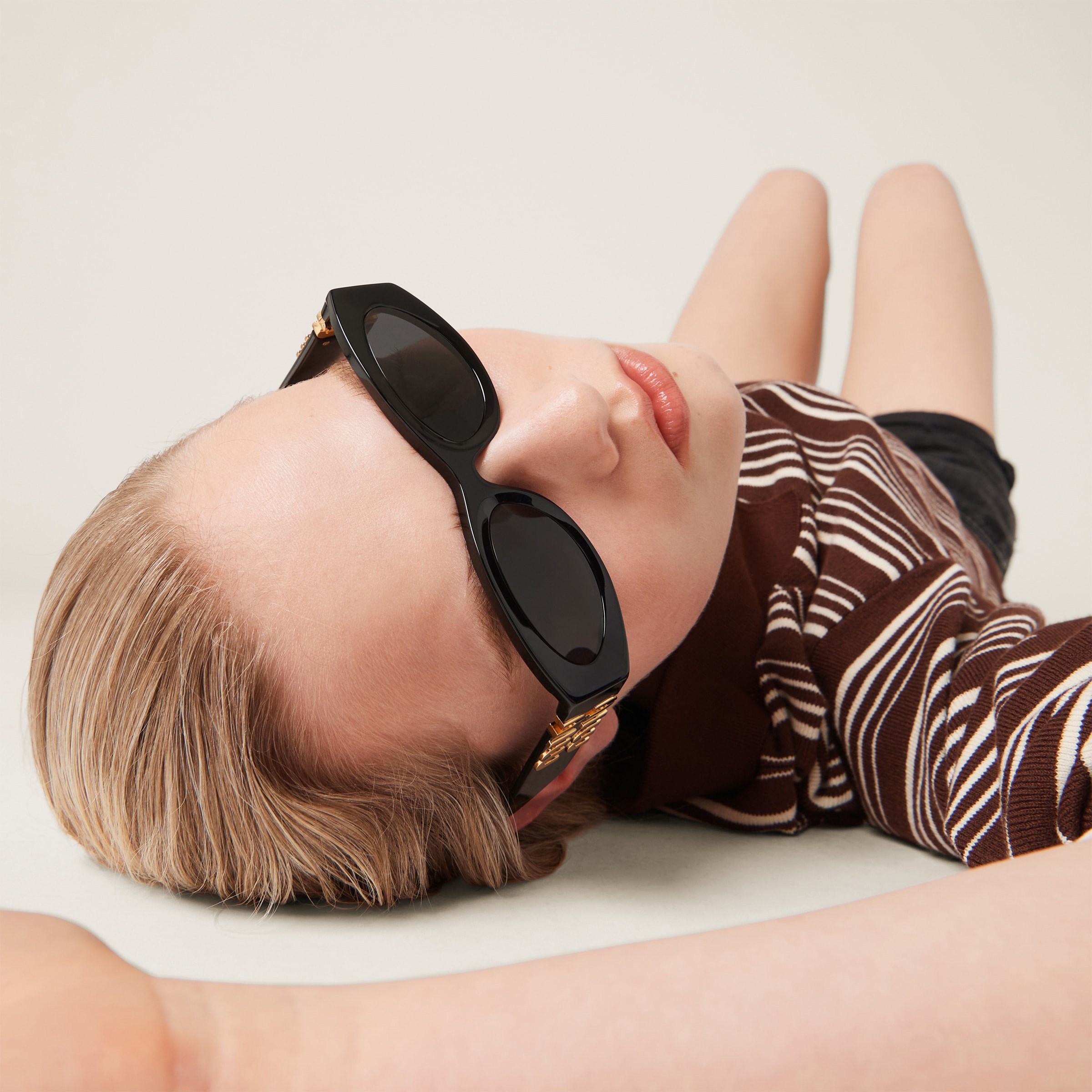BABBI【MIU MIU】Glimpse Sunglasses Slate Gray Lenses Miu Glimpse Sunglasses | Miu Miu