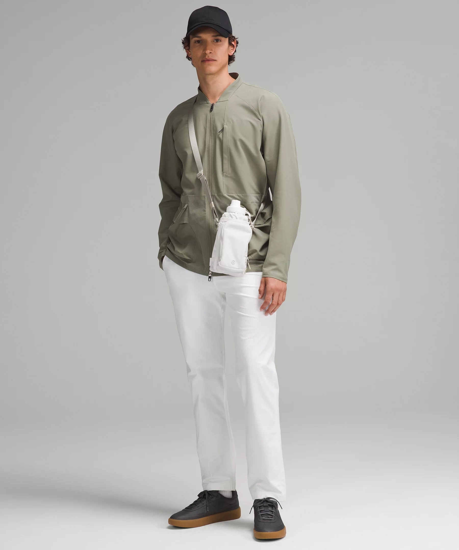 Water Bottle Crossbody with Front Pocket 2L - 4