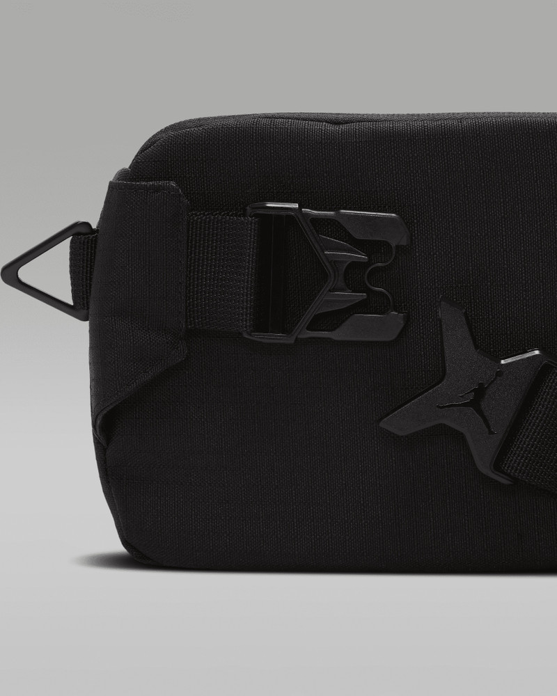 Jordan Franchise Crossbody Bag (2L) 7