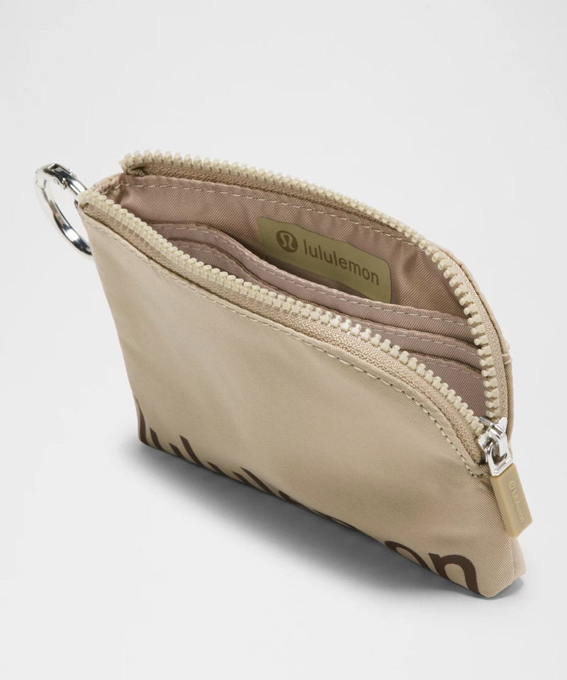 Clippable Card Pouch 4