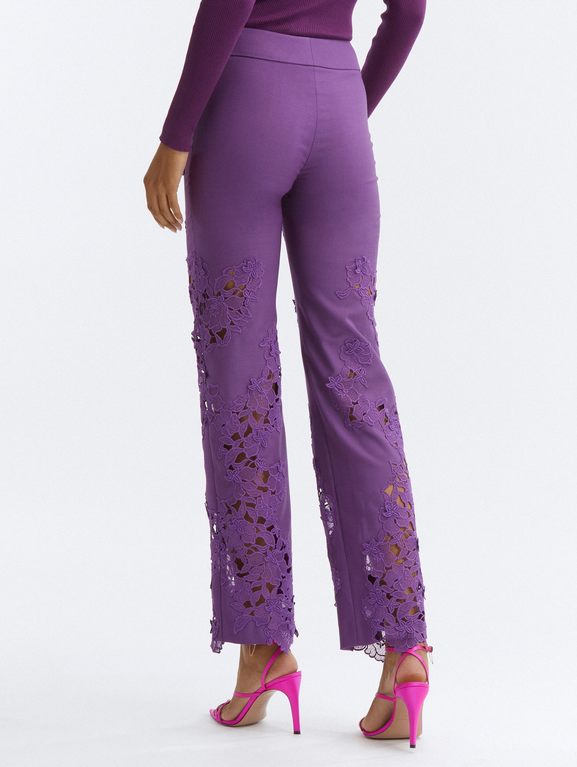 FLORAL GUIPURE INSET ANKLE PANTS - 4