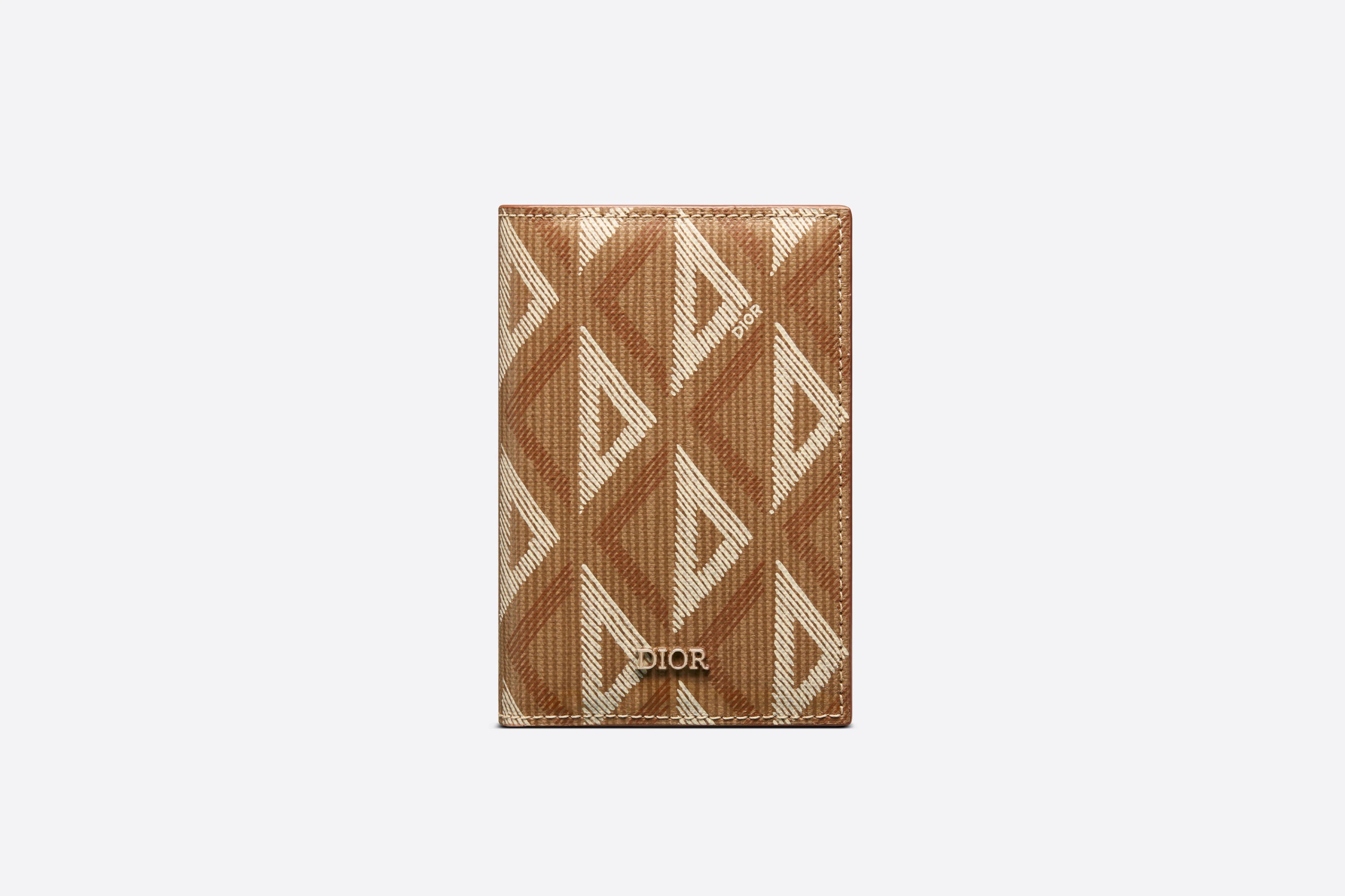 Bi-Fold Card Holder 1