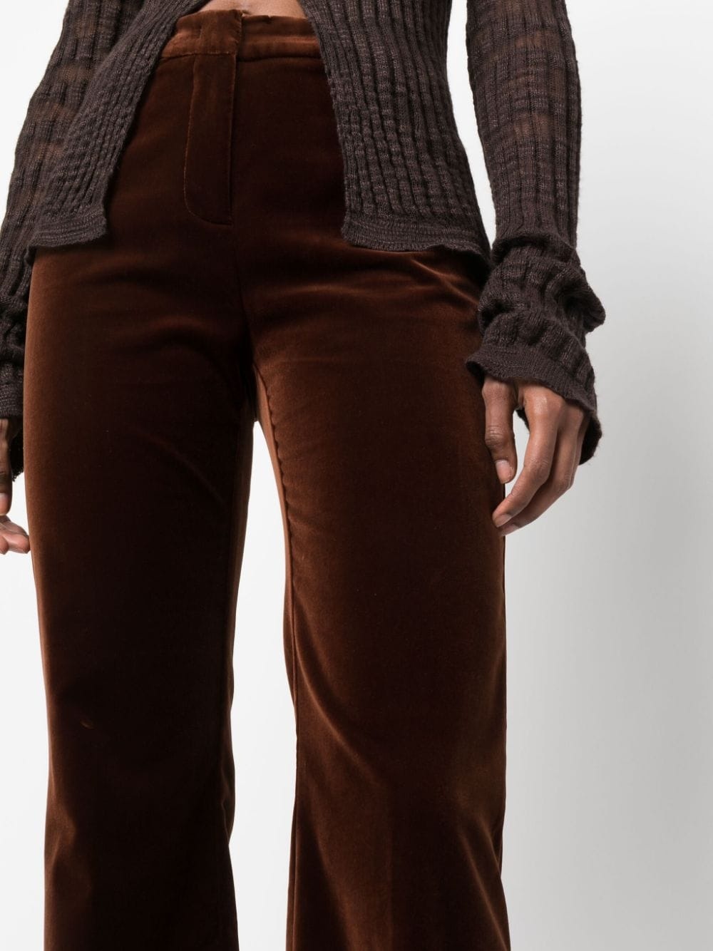 mid-rise velvet flared trousers - 5