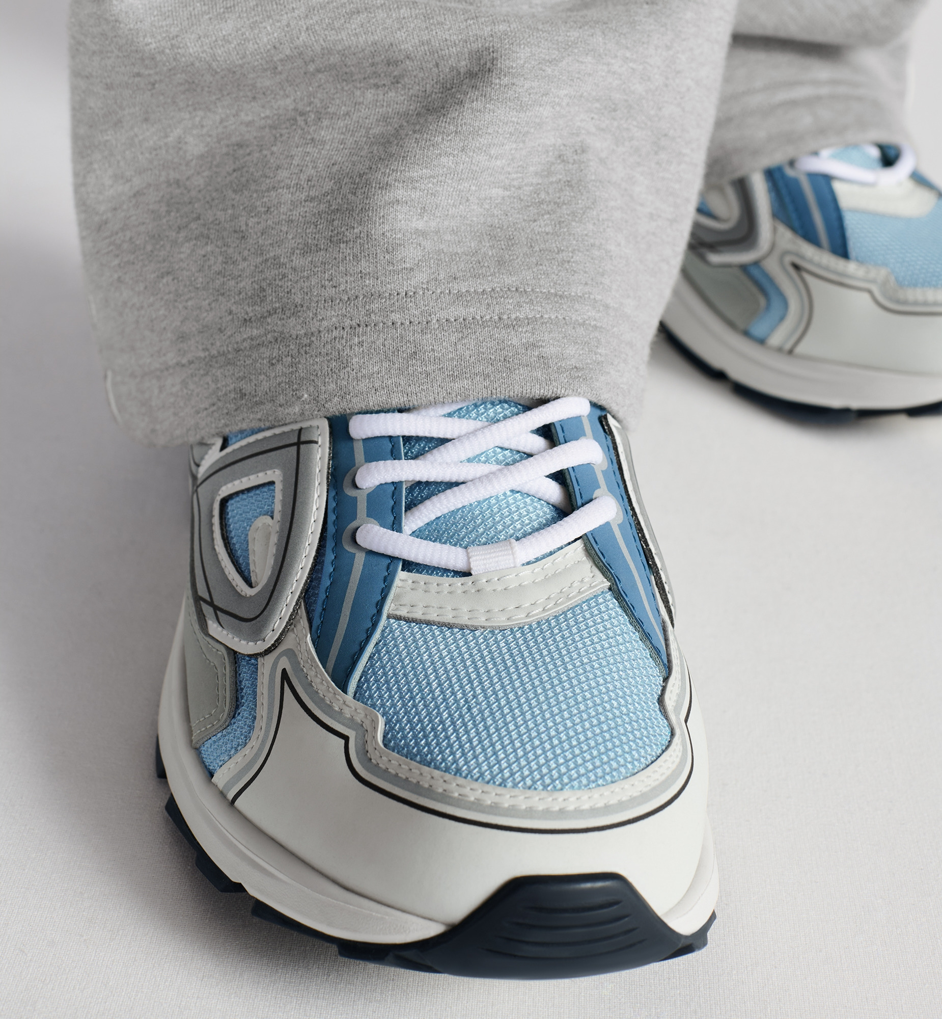 B30 Sneaker - 4
