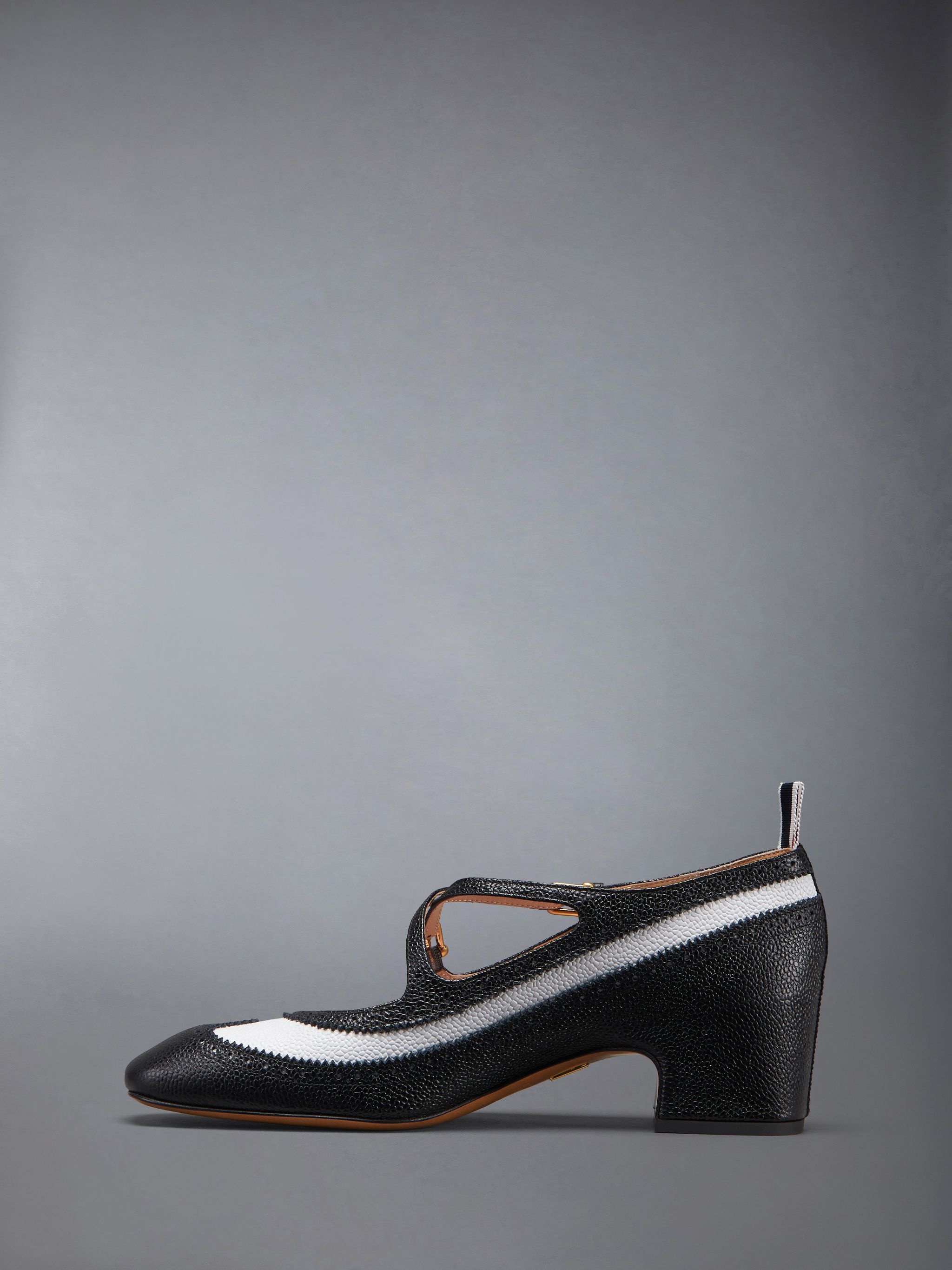 Pebble Grain 40mm Block Heel Criss Cross Thom John - 3