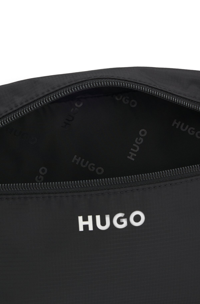 BELT BAG WITH CONTRAST LOGO DETAIL 3