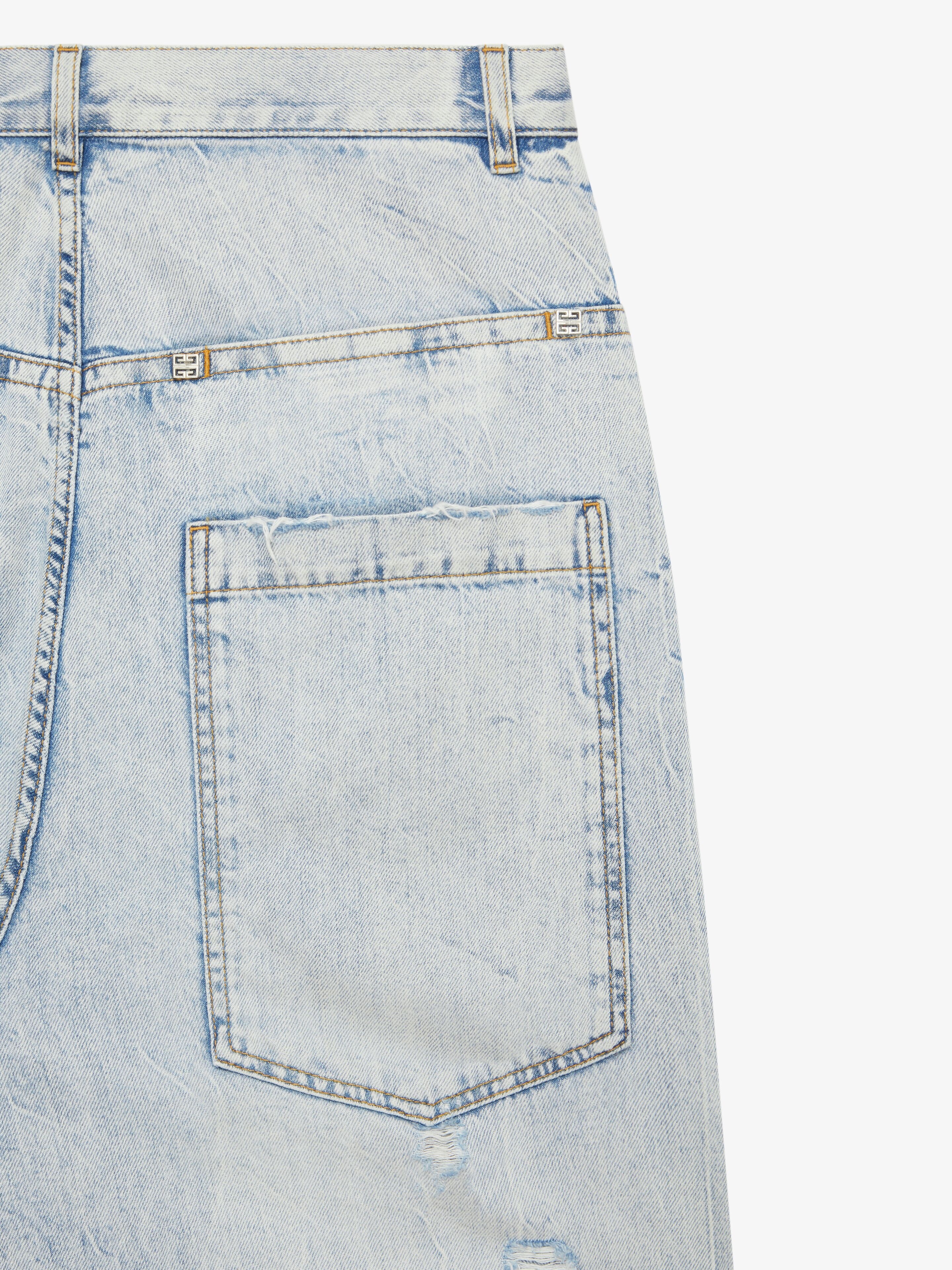 OVERSIZED JEANS IN DESTROYED DENIM - 5