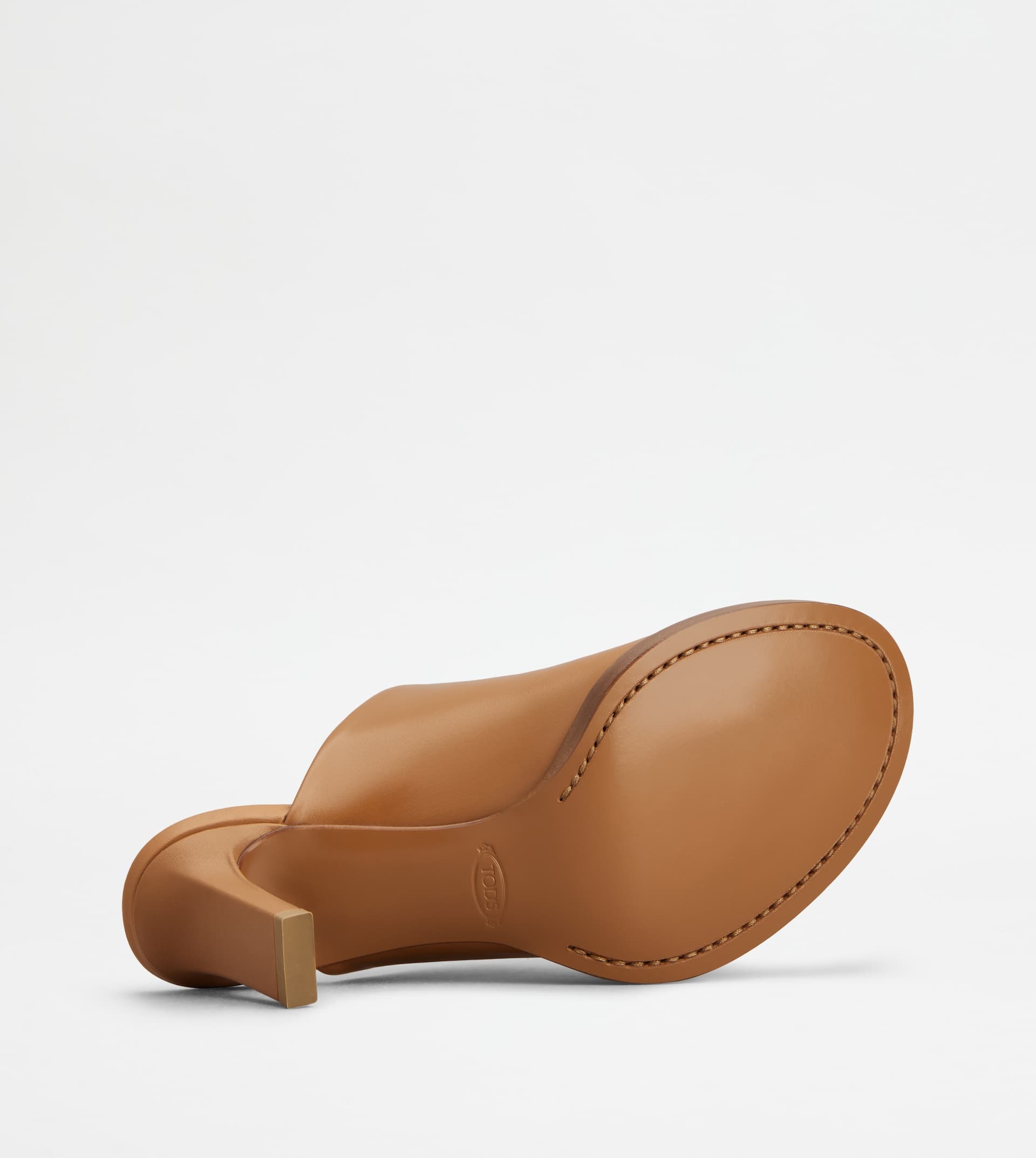 MULES IN LEATHER - BROWN - 4