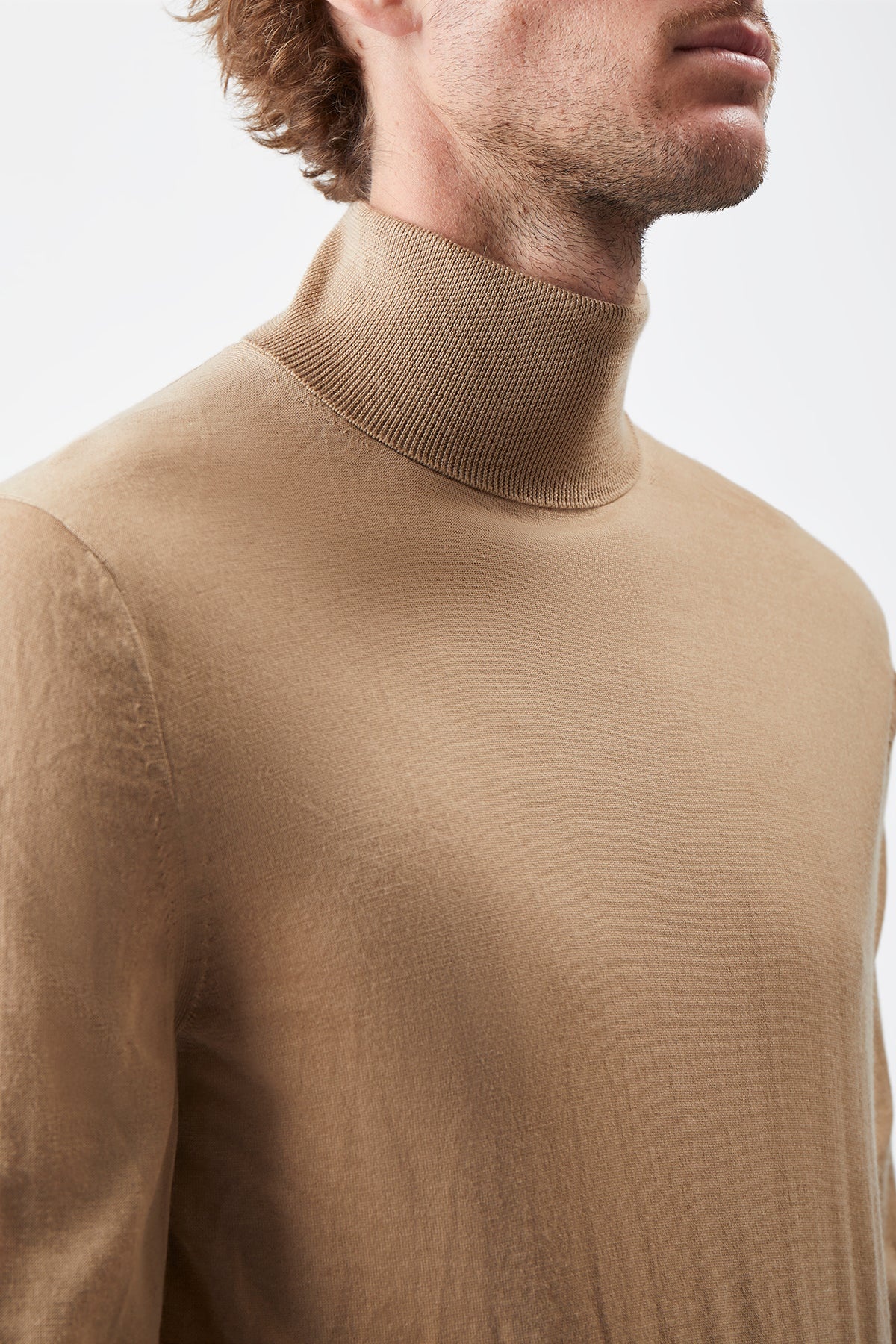 Jermaine Knit Turtleneck in Camel Merino Wool - 5