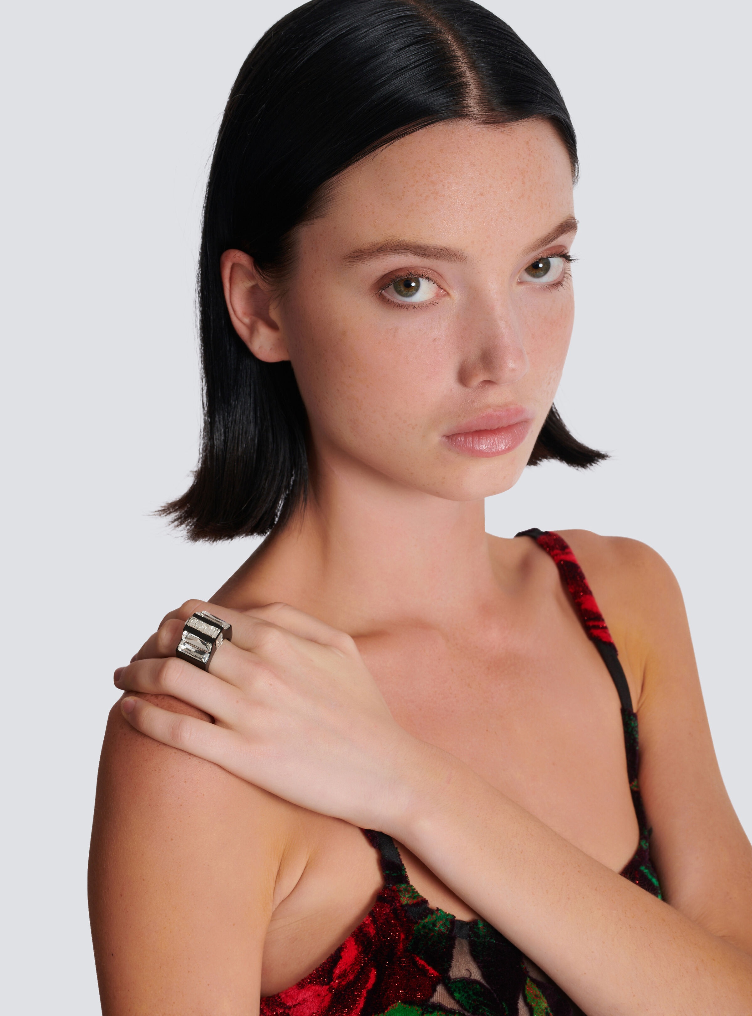Resin and rhinestone ring - 5