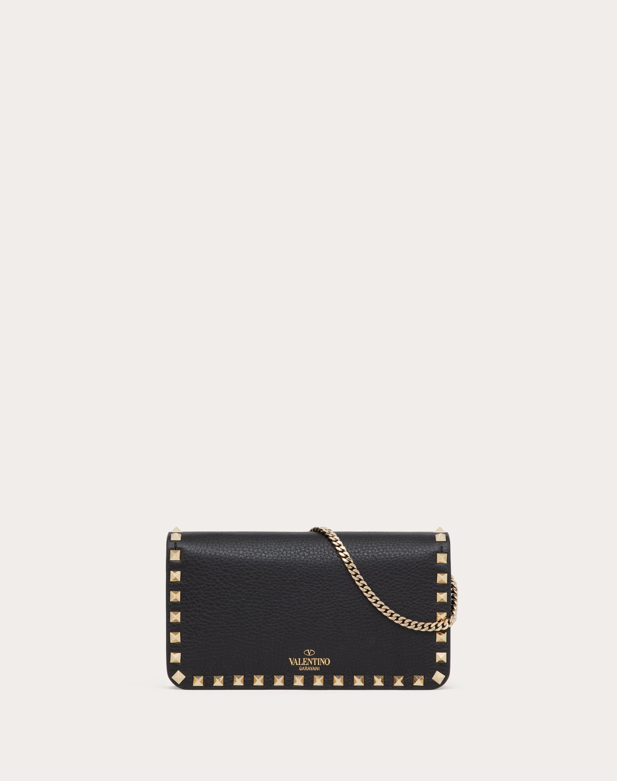 ROCKSTUD GRAINY CALFSKIN CHAIN POUCH - 4