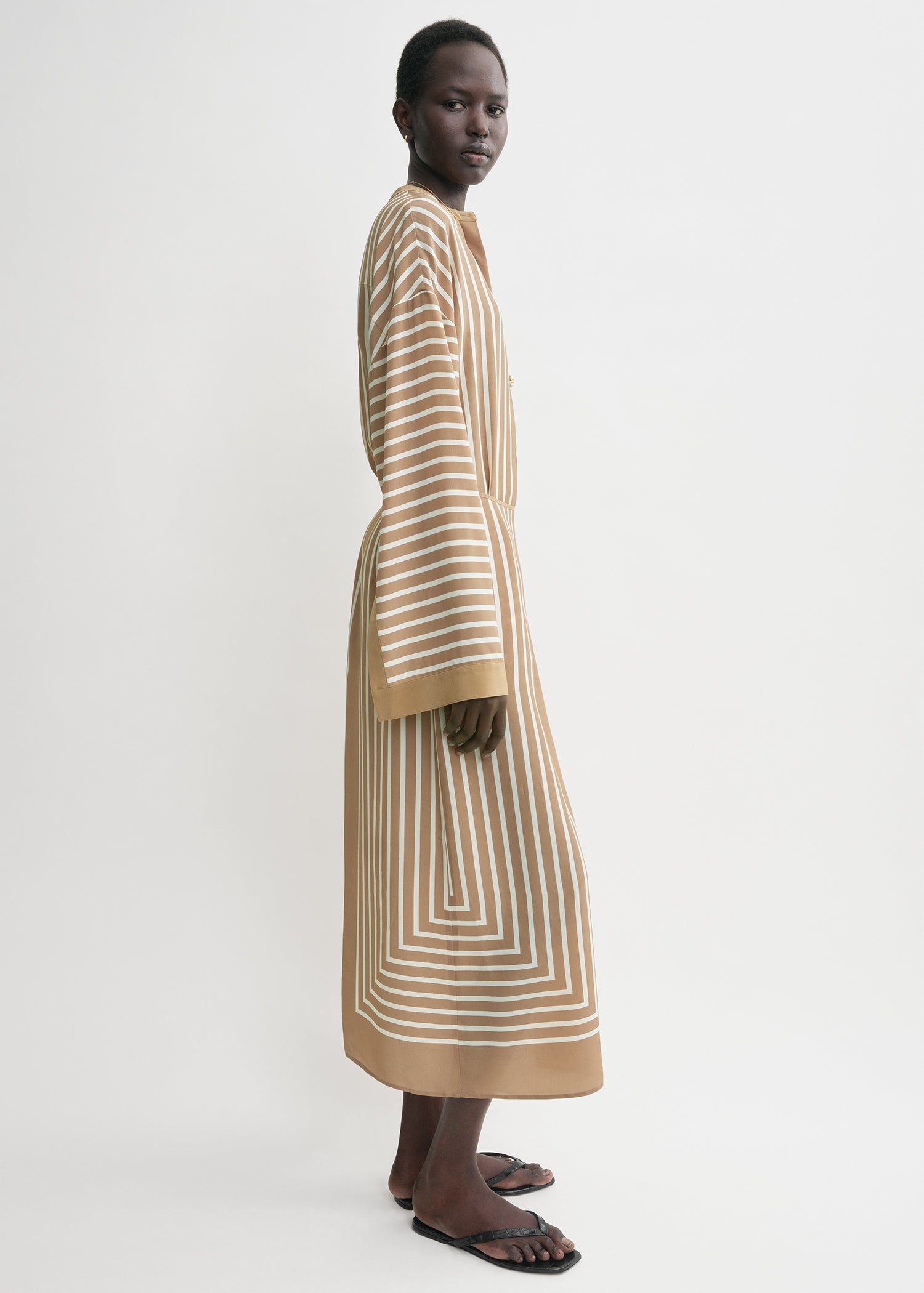 Monogram silk wrap skirt camel/white - 3
