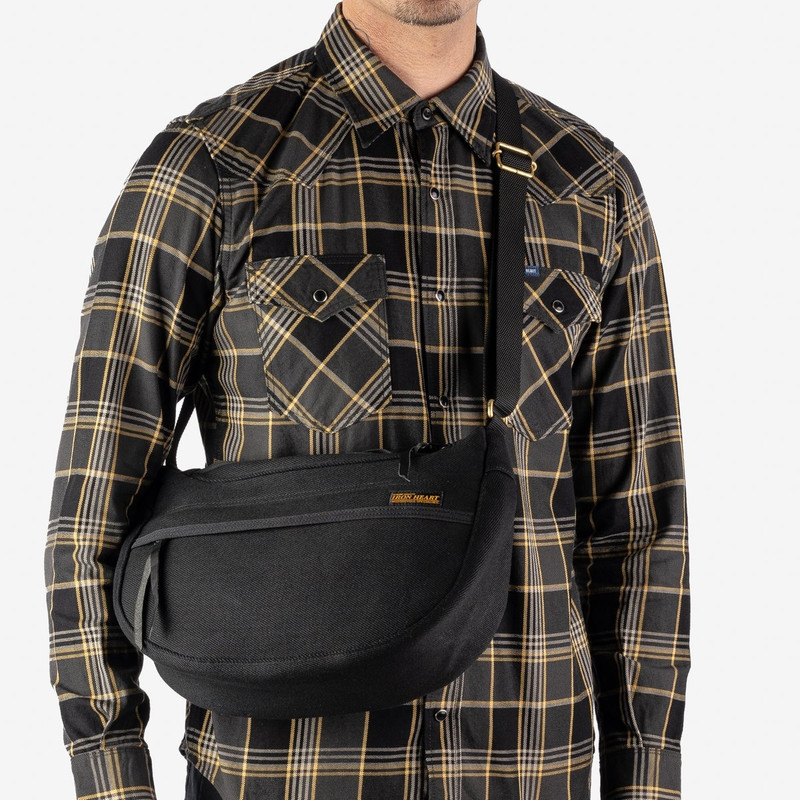 Iron Heart IHE-19-BLK 21oz Denim Small Shoulder Bag - Black outlook