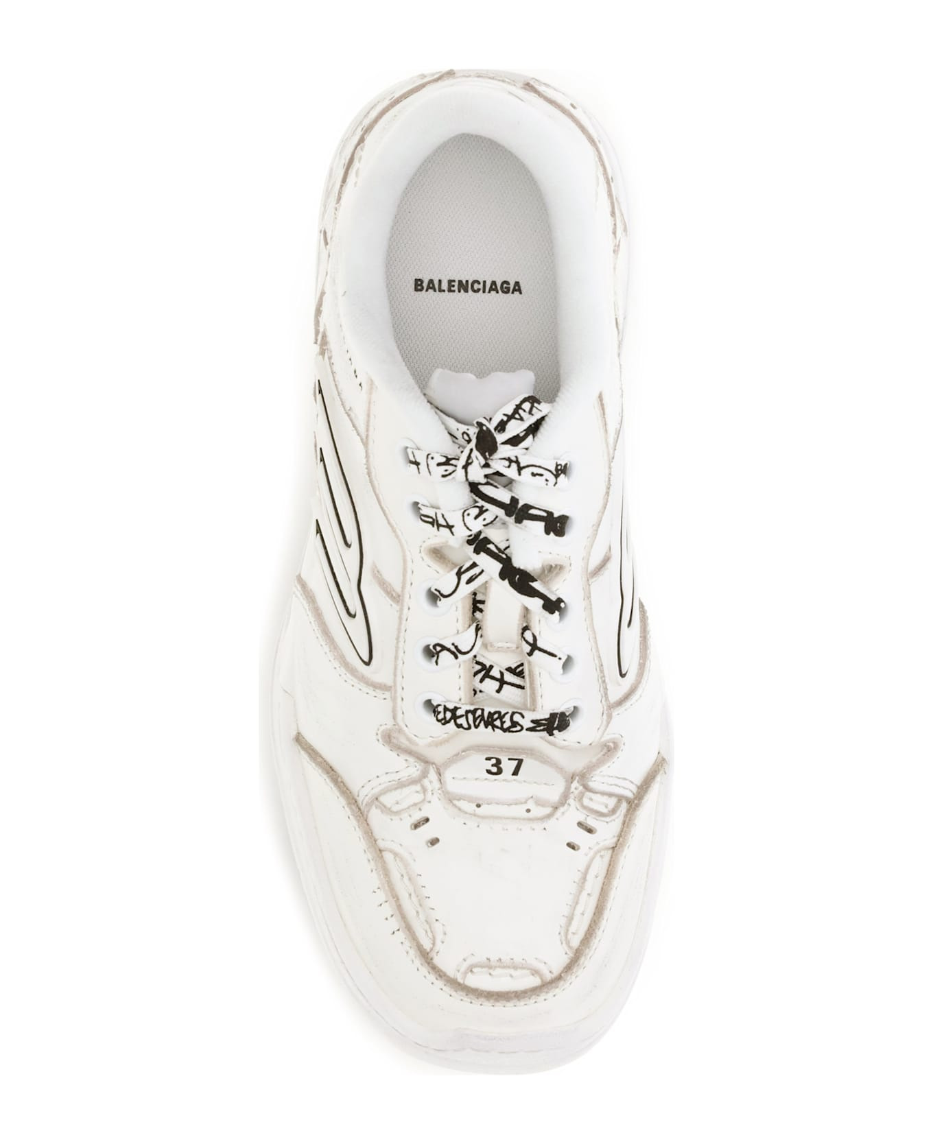 Hamptons Worn-out Sneakers - 4