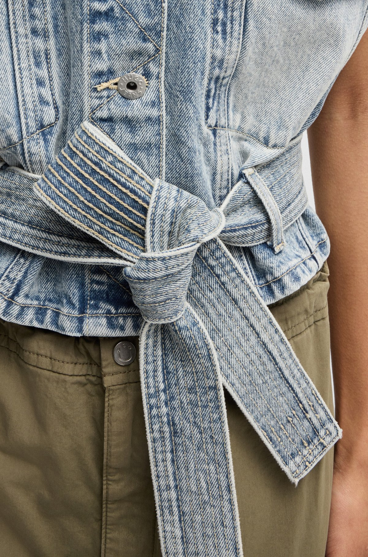 SLEEVELESS DENIM JACKET WITH STITCHED BELT - 6