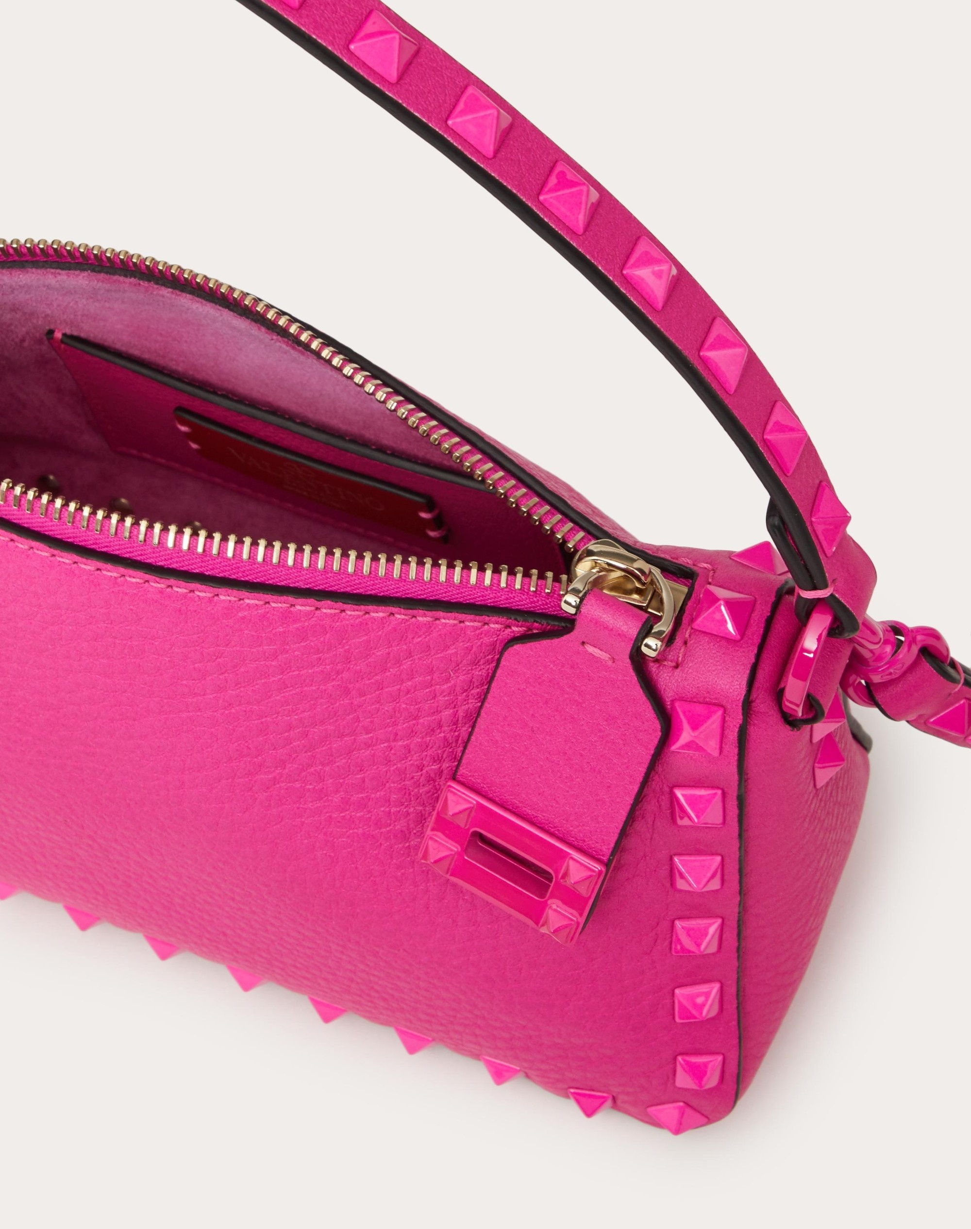 SMALL ROCKSTUD GRAINY CALFSKIN CROSSBODY BAG - 4