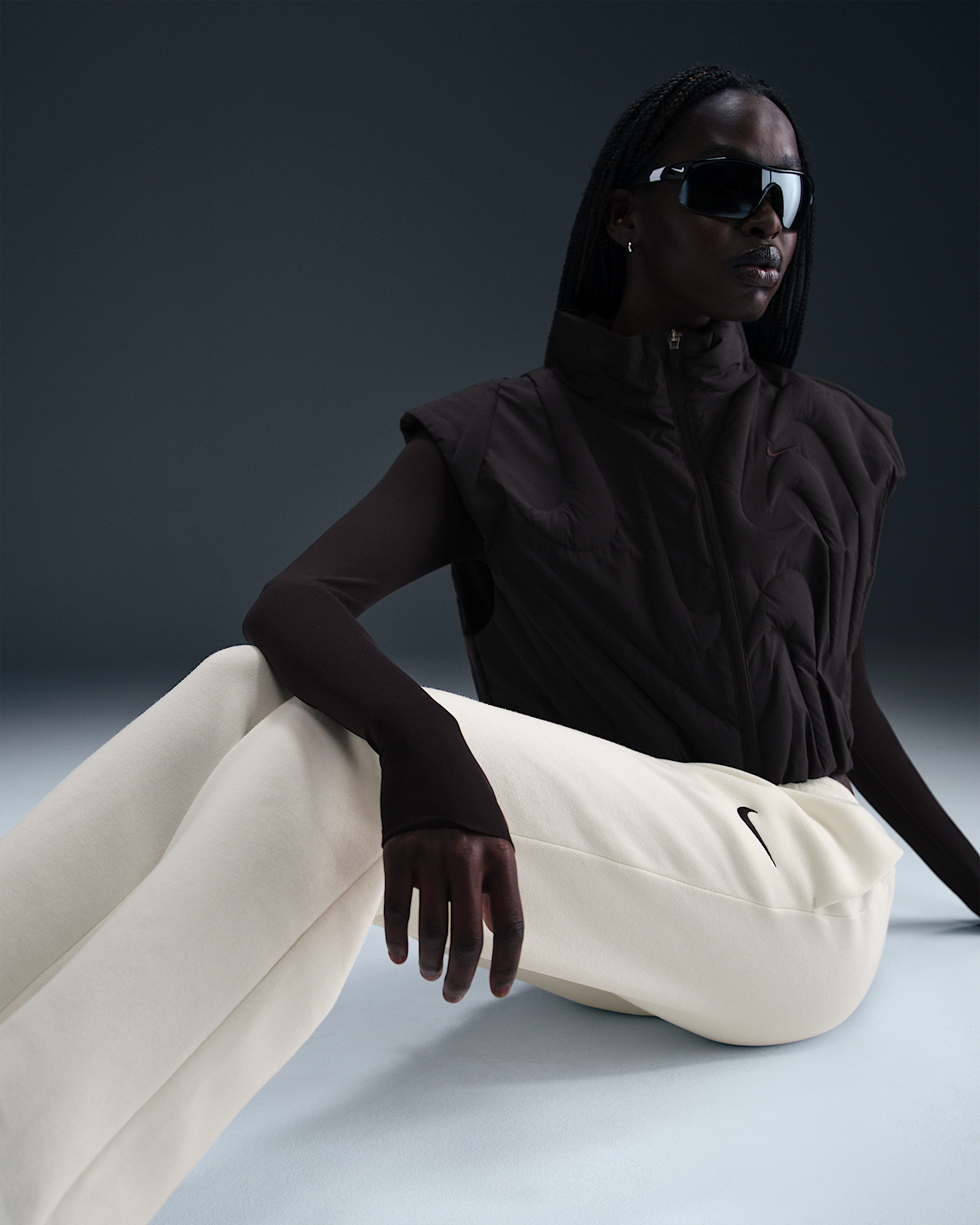 Nike Sportswear Phoenix Fleece Women's Mid-Rise Open-Hem Pants - 2