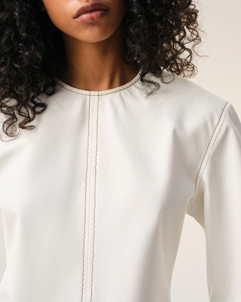 WHITE COTTON SHORT SLEEVES FITTED TOP 4