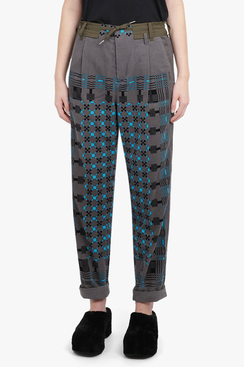 GEOMETRIC PRINT PANTS | GRAY - 5