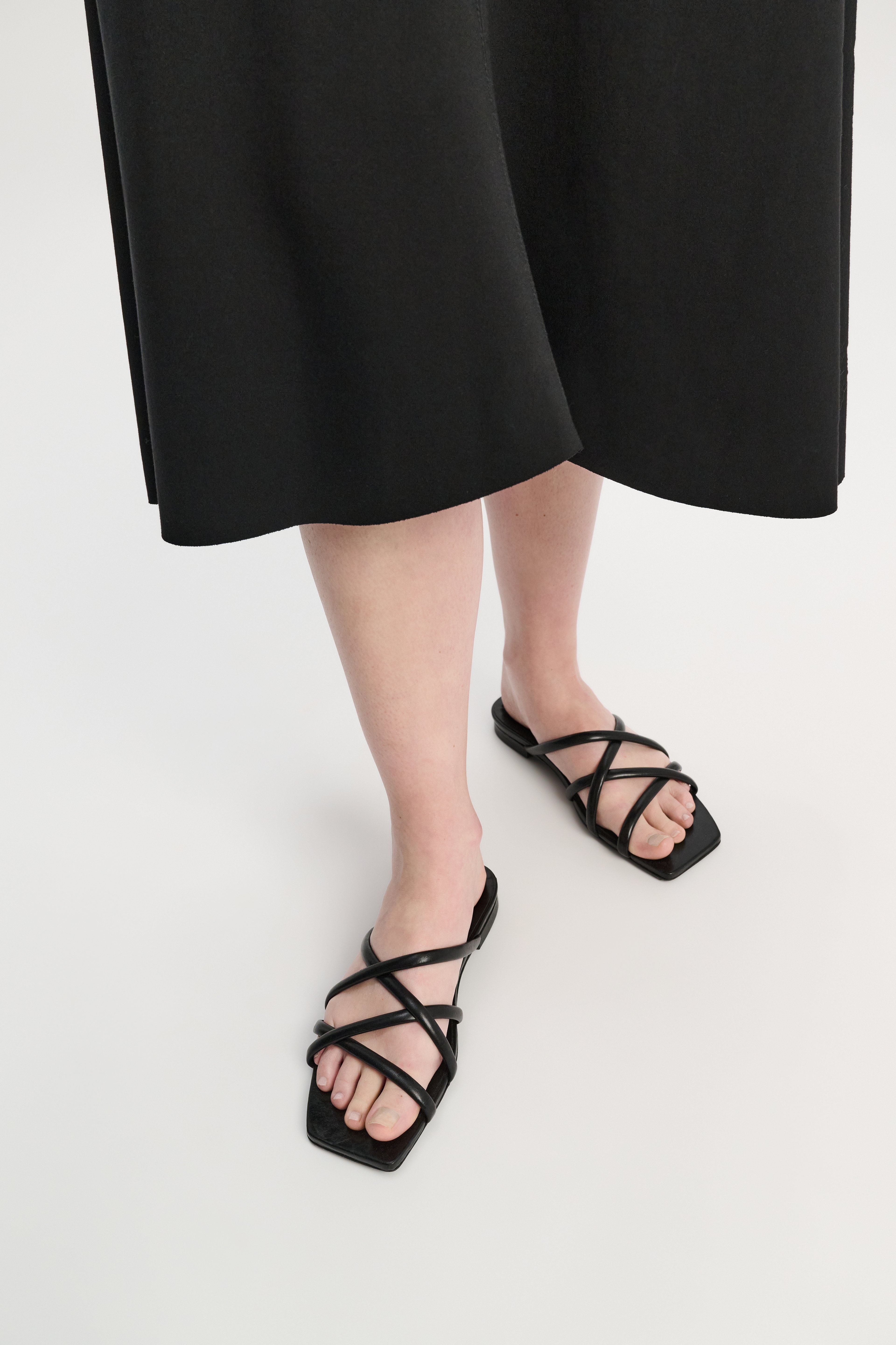 FLORAL STATEMENT flower sandal - 3