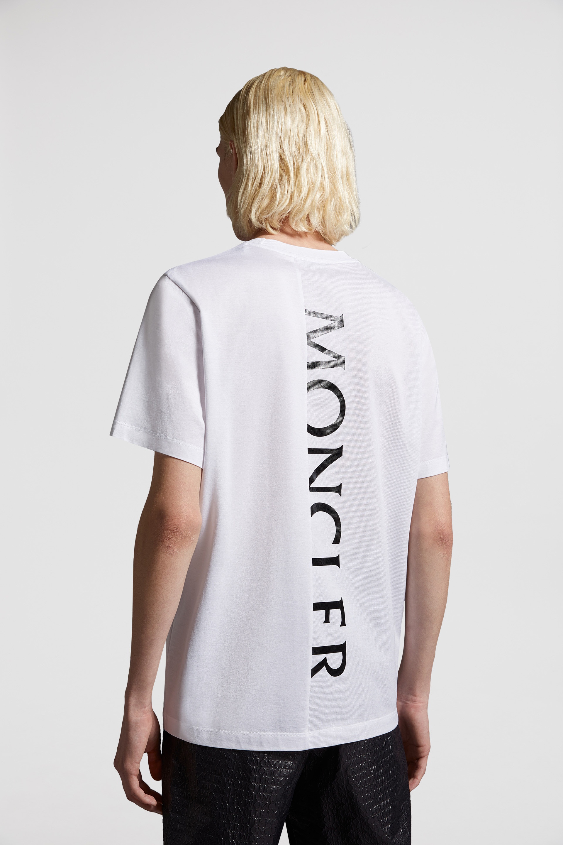 MONCLER::Tシャツ:S[RESALE] Moncler Vertical Back Logo Cotton T-Shirt | REVERSIBLE